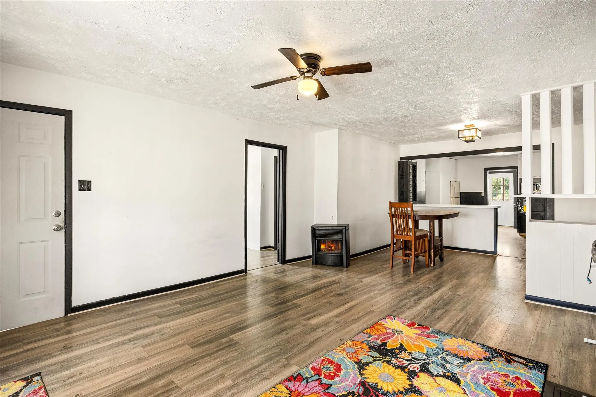 Single Family Residence For Sale in Hamilton County , 234 County Road 127, Carlton, Texas 76436, 3 Bedroom, 2 Bathroom, 1 Garage spaces, 1,468 Sqft, built in 1900, mls#21391532, Real Estate Agent in Carlton, Homes For Sale in Hamilton county, Homes For Sale in Carlton, Realtor in Carlton Texas, Real Estate Brokerage Independent Realty Texas, Luminita Cordes Realtor