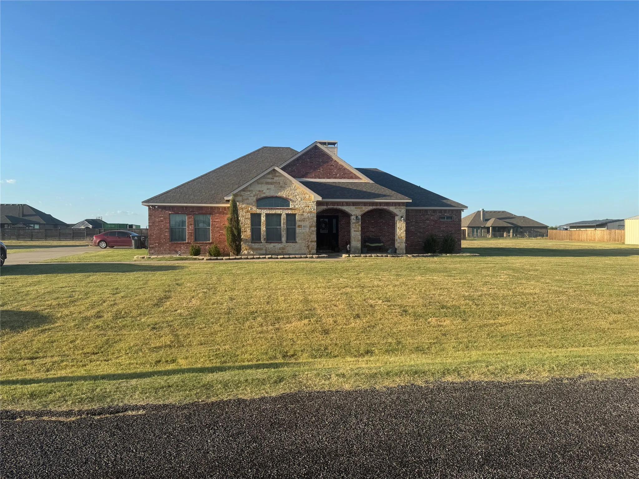 Single Family Residence For Sale in Collin County , 2700 Jessica Way Lane, Royse City, Texas 75189, 3 Bedroom, 3 Bathroom, 2 Garage spaces, 2,303 Sqft, built in 2013, mls#21365175, Real Estate Agent in Royse City, Homes For Sale in Collin county, Homes For Sale in Royse City, Realtor in Royse City Texas, Real Estate Brokerage Independent Realty Texas, Luminita Cordes Realtor