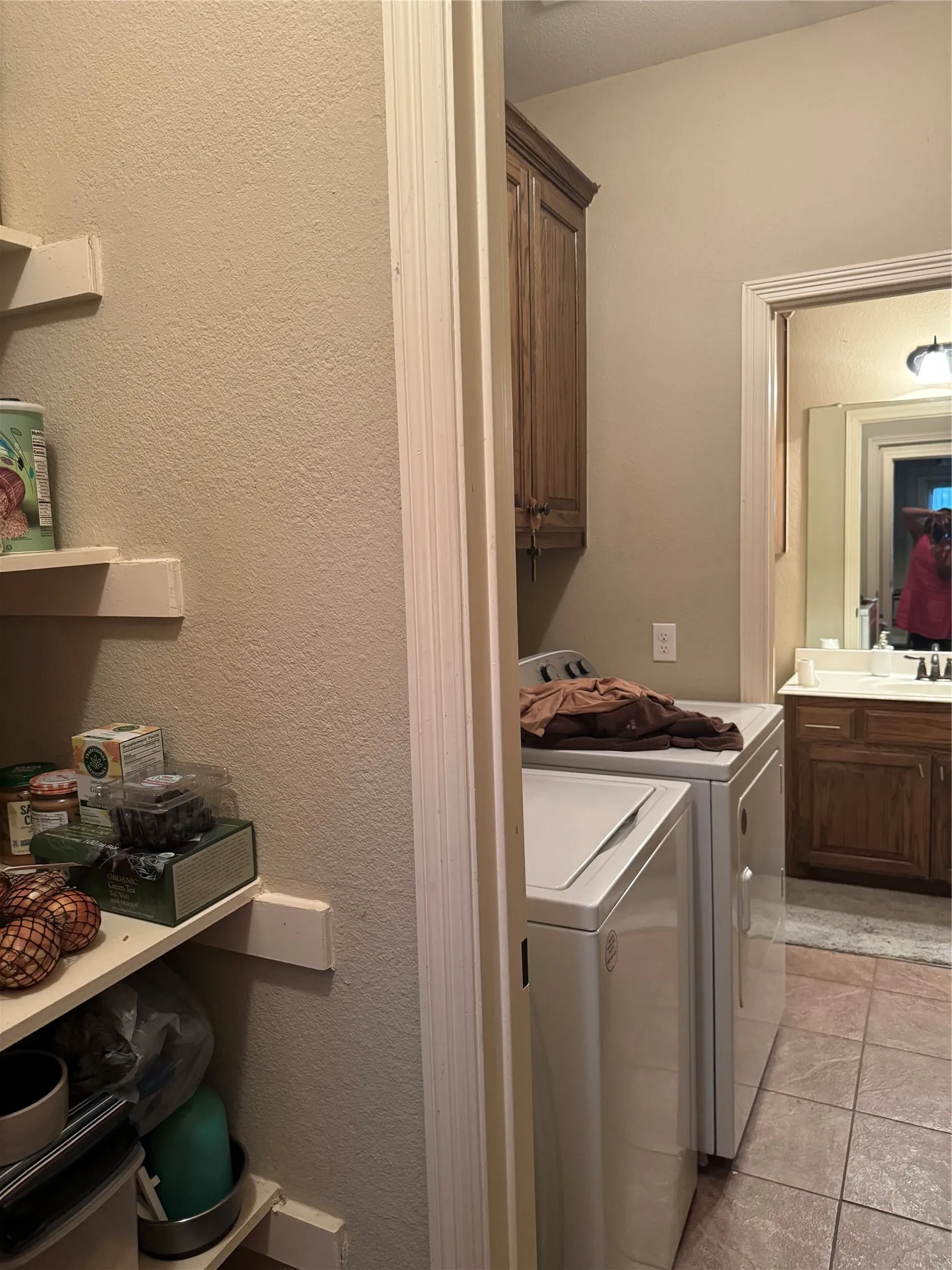 Single Family Residence For Sale in Collin County , 2700 Jessica Way Lane, Royse City, Texas 75189, 3 Bedroom, 3 Bathroom, 2 Garage spaces, 2,303 Sqft, built in 2013, mls#21365175, Real Estate Agent in Royse City, Homes For Sale in Collin county, Homes For Sale in Royse City, Realtor in Royse City Texas, Real Estate Brokerage Independent Realty Texas, Luminita Cordes Realtor
