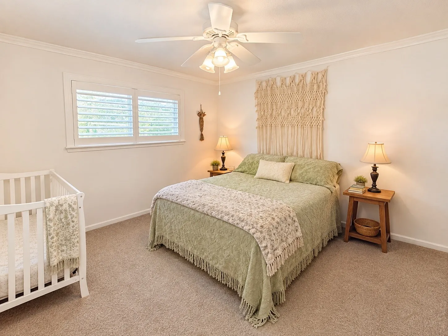 2nd bedroom to right of stairs close up view