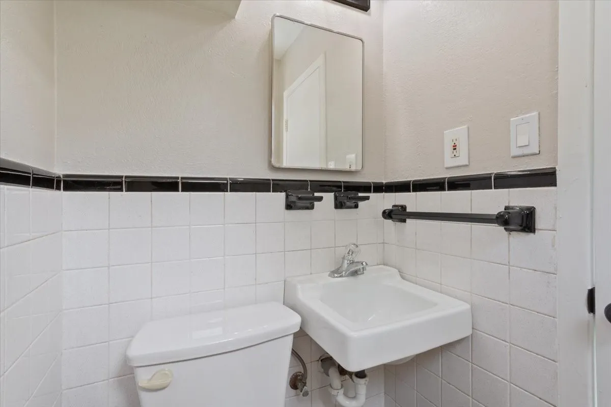 Single Family Residence For Sale in Coryell County , 2311 Terrace Drive, Copperas Cove, Texas 76522, 3 Bedroom, 2 Bathroom, Garage spaces, 1,269 Sqft, built in 1963, mls#21391535, Real Estate Agent in Copperas Cove, Homes For Sale in Coryell county, Homes For Sale in Copperas Cove, Realtor in Copperas Cove Texas, Real Estate Brokerage Independent Realty Texas, Luminita Cordes Realtor