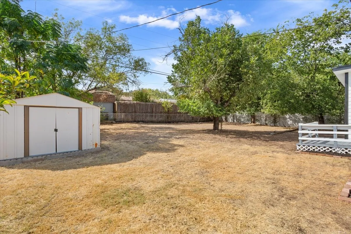 Single Family Residence For Sale in Coryell County , 2311 Terrace Drive, Copperas Cove, Texas 76522, 3 Bedroom, 2 Bathroom, Garage spaces, 1,269 Sqft, built in 1963, mls#21391535, Real Estate Agent in Copperas Cove, Homes For Sale in Coryell county, Homes For Sale in Copperas Cove, Realtor in Copperas Cove Texas, Real Estate Brokerage Independent Realty Texas, Luminita Cordes Realtor