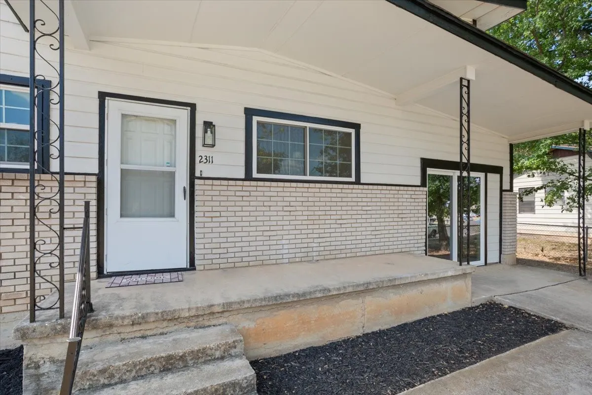 Single Family Residence For Sale in Coryell County , 2311 Terrace Drive, Copperas Cove, Texas 76522, 3 Bedroom, 2 Bathroom, Garage spaces, 1,269 Sqft, built in 1963, mls#21391535, Real Estate Agent in Copperas Cove, Homes For Sale in Coryell county, Homes For Sale in Copperas Cove, Realtor in Copperas Cove Texas, Real Estate Brokerage Independent Realty Texas, Luminita Cordes Realtor