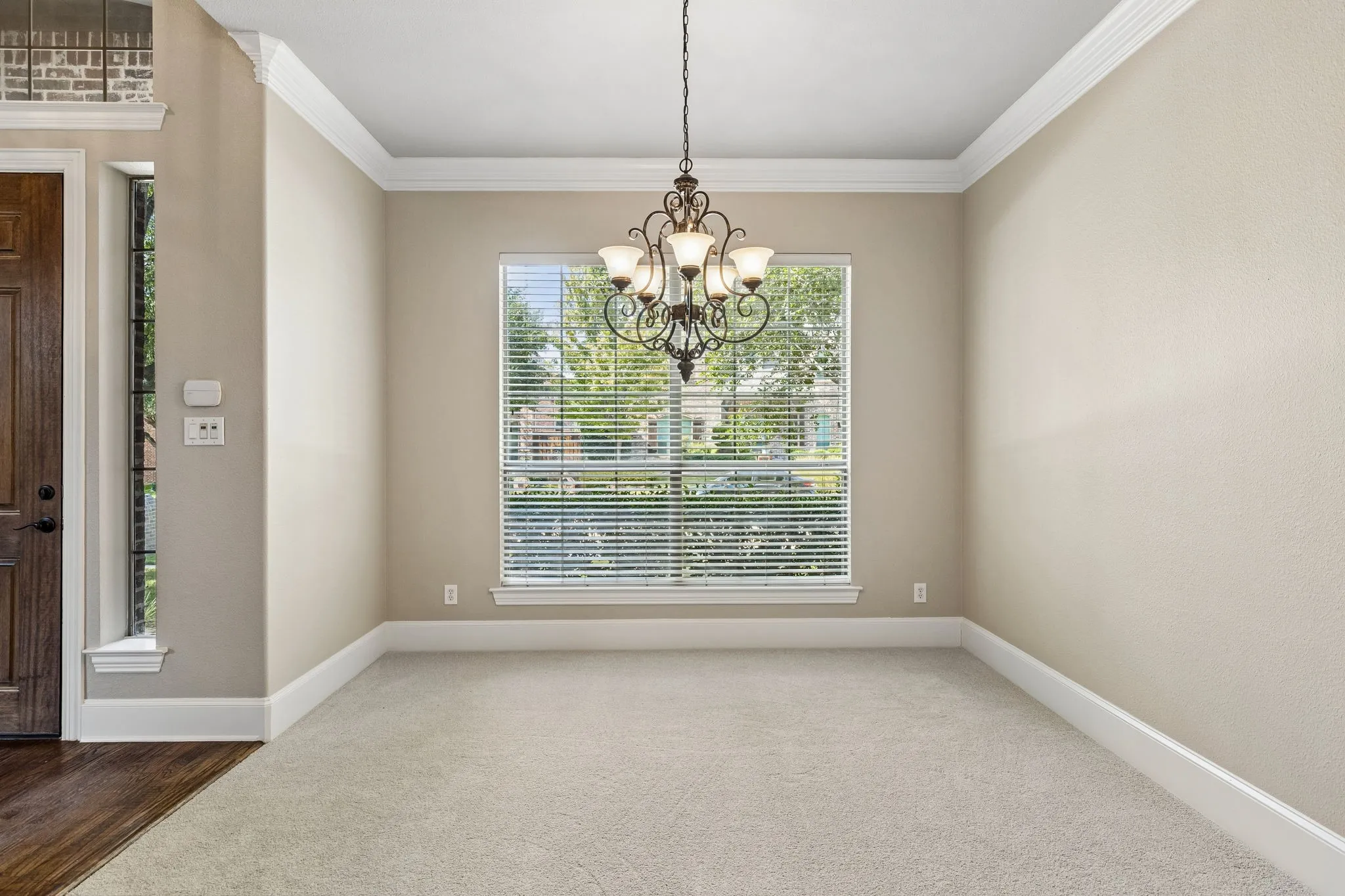 Single Family Residence For Sale in Denton County , 4750 Haverford Drive, Frisco, Texas 75034, 5 Bedroom, 4 Bathroom, 3 Garage spaces, 4,043 Sqft, built in 2002, mls#21391547, Real Estate Agent in Frisco, Homes For Sale in Denton county, Homes For Sale in Frisco, Realtor in Frisco Texas, Real Estate Brokerage Independent Realty Texas, Luminita Cordes Realtor