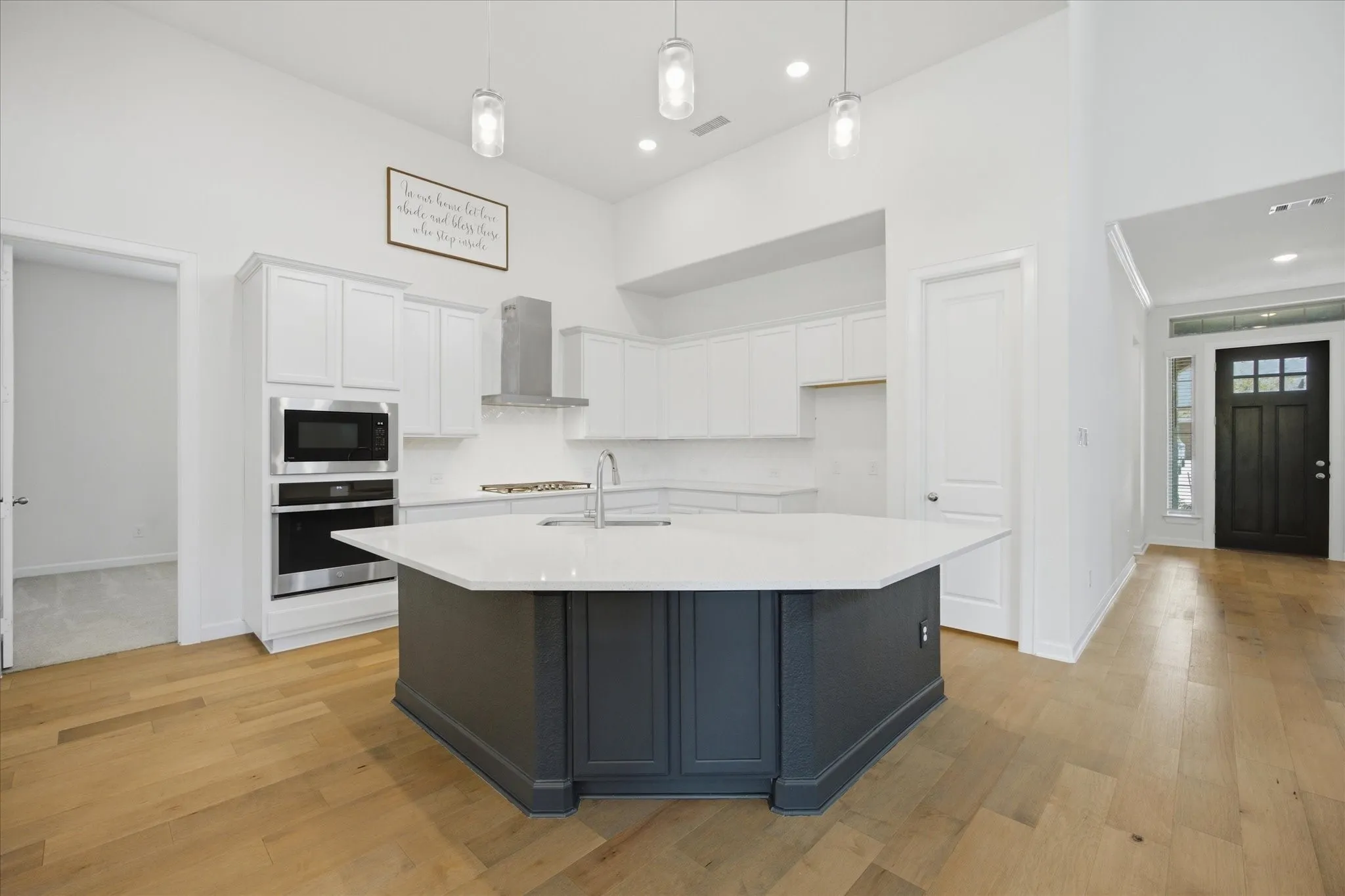 Single Family Residence For Rent in Rockwall County , 1815 Navarre Way, Mclendon Chisholm, Texas 75032, 4 Bedroom, 5 Bathroom, 2 Garage spaces, 2,859 Sqft, built in 2022, mls#21391546, Real Estate Agent in Mclendon Chisholm, Homes For Rent in Rockwall county, Homes For Rent in Mclendon Chisholm, Realtor in Mclendon Chisholm Texas, Real Estate Brokerage Independent Realty Texas, Luminita Cordes Realtor