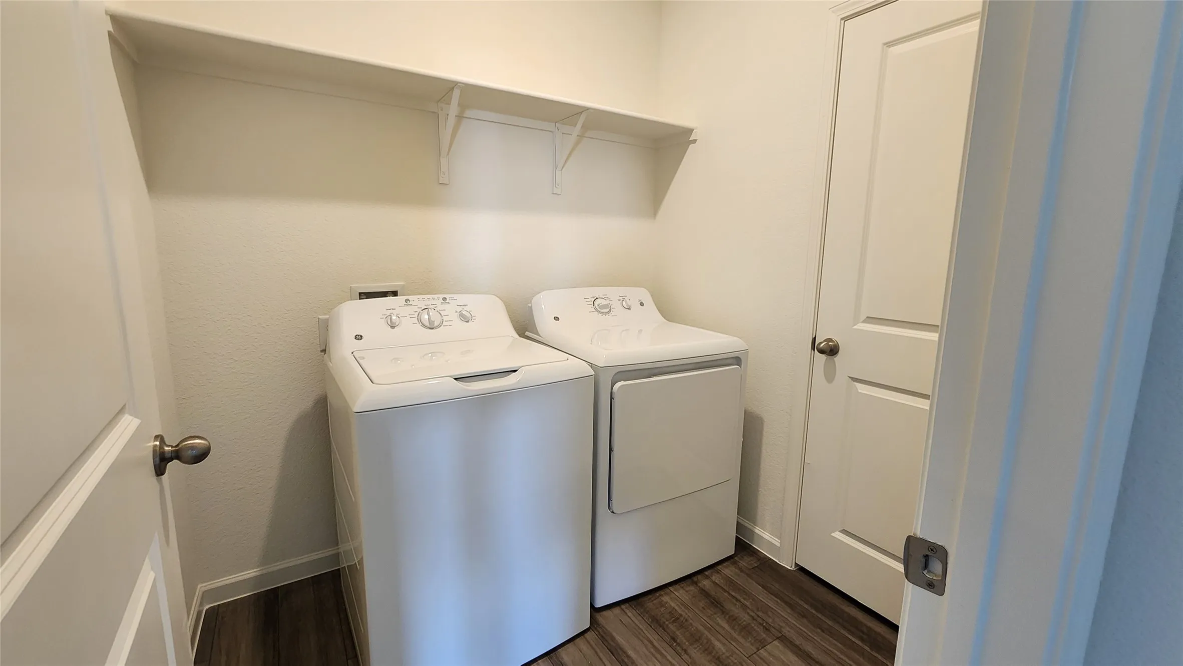 Single Family Residence For Rent in Kaufman County , 1214 HERRING Drive, Forney, Texas 75126, 5 Bedroom, 3 Bathroom, 2 Garage spaces, 2,223 Sqft, built in 2026, mls#21391539, Real Estate Agent in Forney, Homes For Rent in Kaufman county, Homes For Rent in Forney, Realtor in Forney Texas, Real Estate Brokerage Independent Realty Texas, Luminita Cordes Realtor