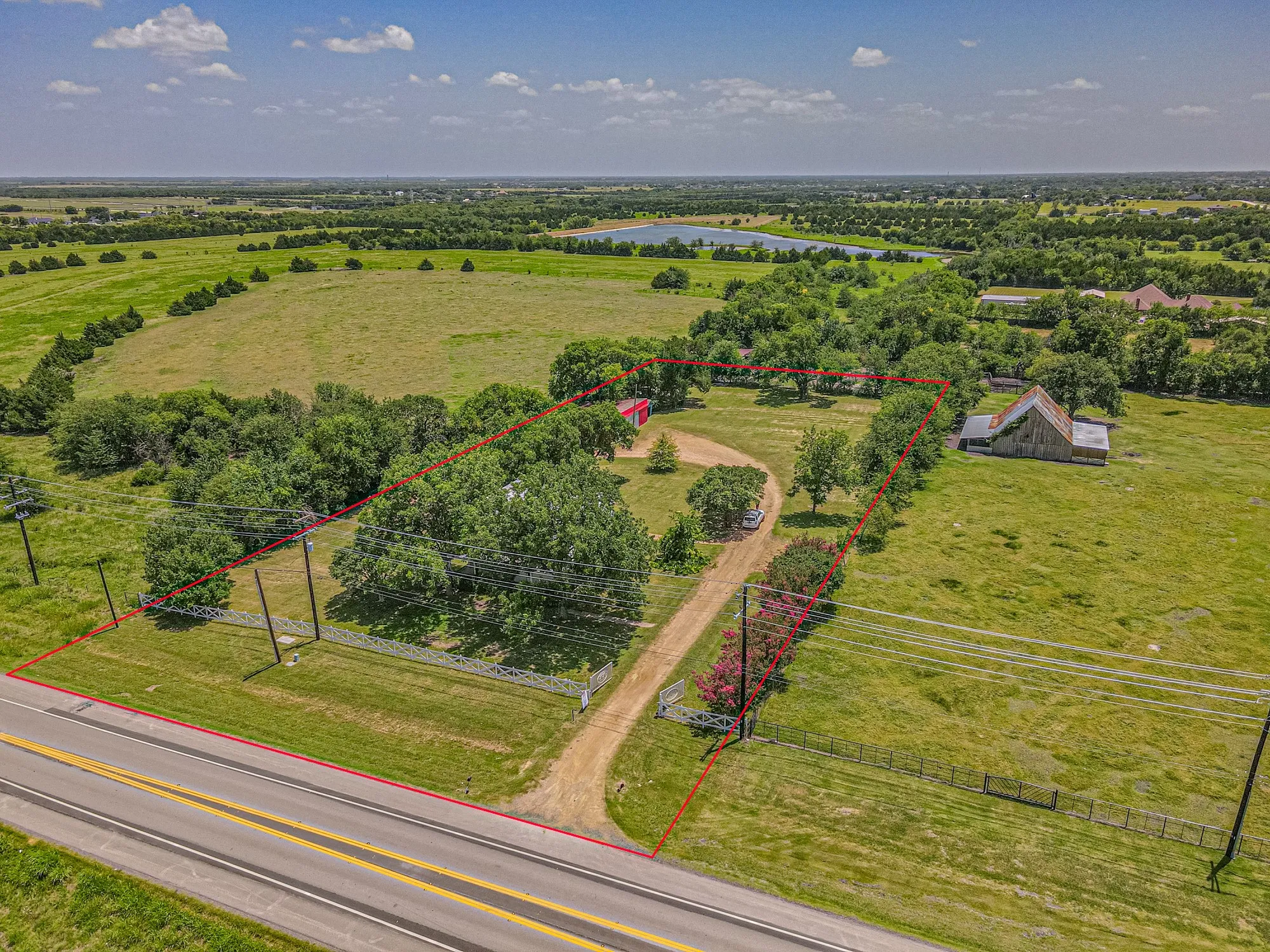 Office For Rent in Rockwall County , 3435 State Highway 276, Rockwall, Texas 75032, 0, 0, Garage spaces, 0 Sqft, built in 1912, mls#21391559, Real Estate Agent in Rockwall, Homes For Rent in Rockwall county, Homes For Rent in Rockwall, Realtor in Rockwall Texas, Real Estate Brokerage Independent Realty Texas, Luminita Cordes Realtor