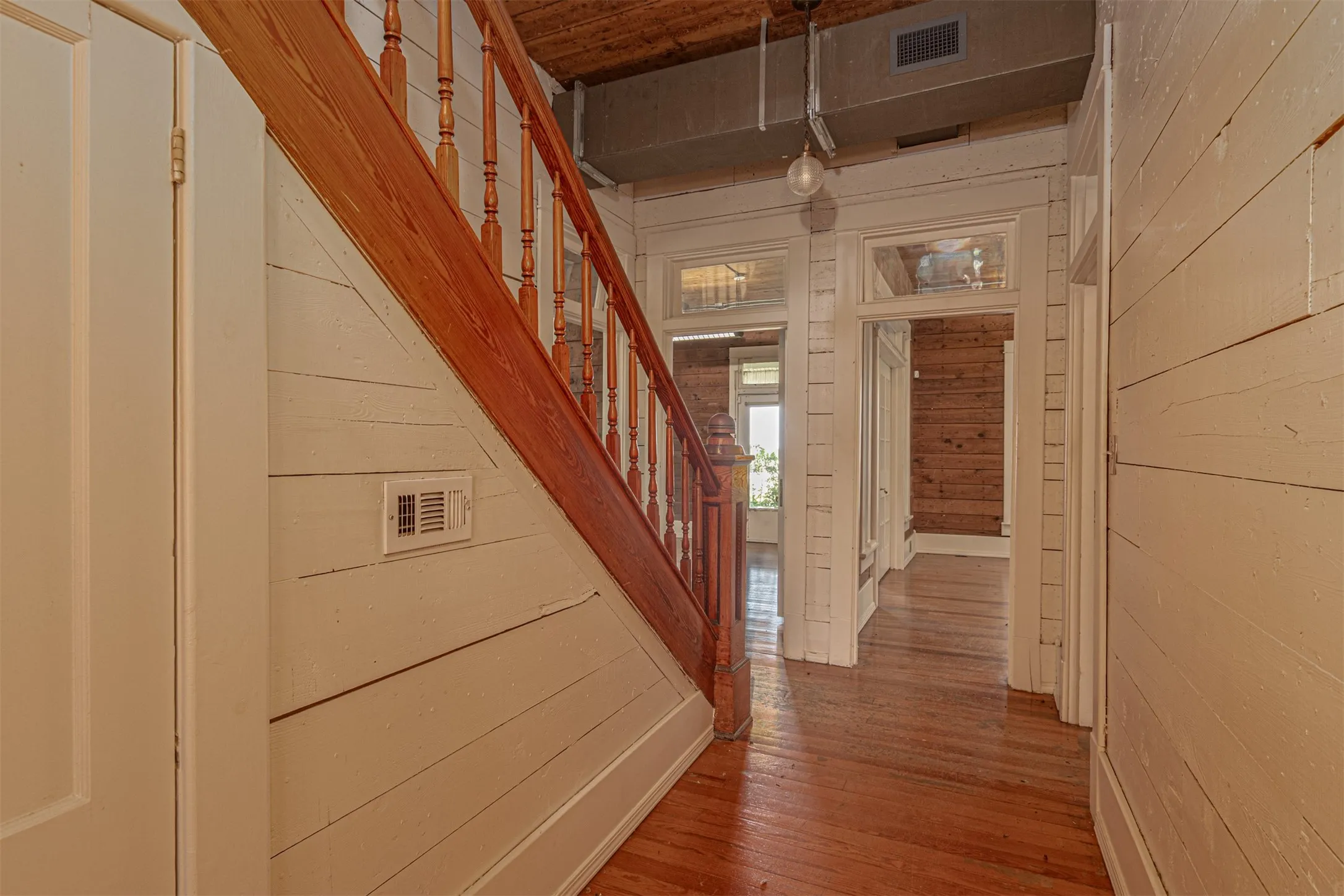 Office For Rent in Rockwall County , 3435 State Highway 276, Rockwall, Texas 75032, 0, 0, Garage spaces, 0 Sqft, built in 1912, mls#21391559, Real Estate Agent in Rockwall, Homes For Rent in Rockwall county, Homes For Rent in Rockwall, Realtor in Rockwall Texas, Real Estate Brokerage Independent Realty Texas, Luminita Cordes Realtor