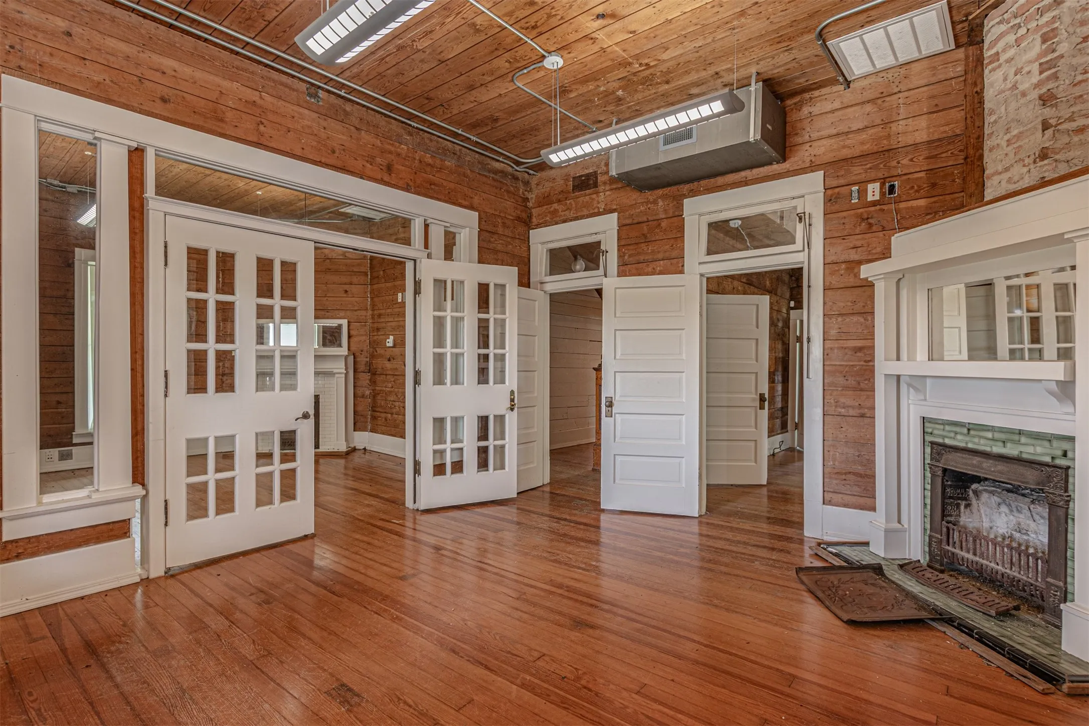 Office For Rent in Rockwall County , 3435 State Highway 276, Rockwall, Texas 75032, 0, 0, Garage spaces, 0 Sqft, built in 1912, mls#21391559, Real Estate Agent in Rockwall, Homes For Rent in Rockwall county, Homes For Rent in Rockwall, Realtor in Rockwall Texas, Real Estate Brokerage Independent Realty Texas, Luminita Cordes Realtor