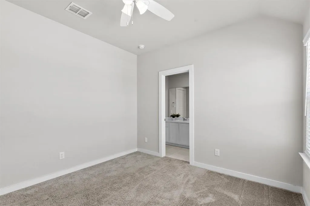 Single Family Residence For Rent in Collin County , 3513 Chambers Drive, Farmersville, Texas 75442, 4 Bedroom, 4 Bathroom, 2 Garage spaces, 2,550 Sqft, built in 2023, mls#21391554, Real Estate Agent in Farmersville, Homes For Rent in Collin county, Homes For Rent in Farmersville, Realtor in Farmersville Texas, Real Estate Brokerage Independent Realty Texas, Luminita Cordes Realtor