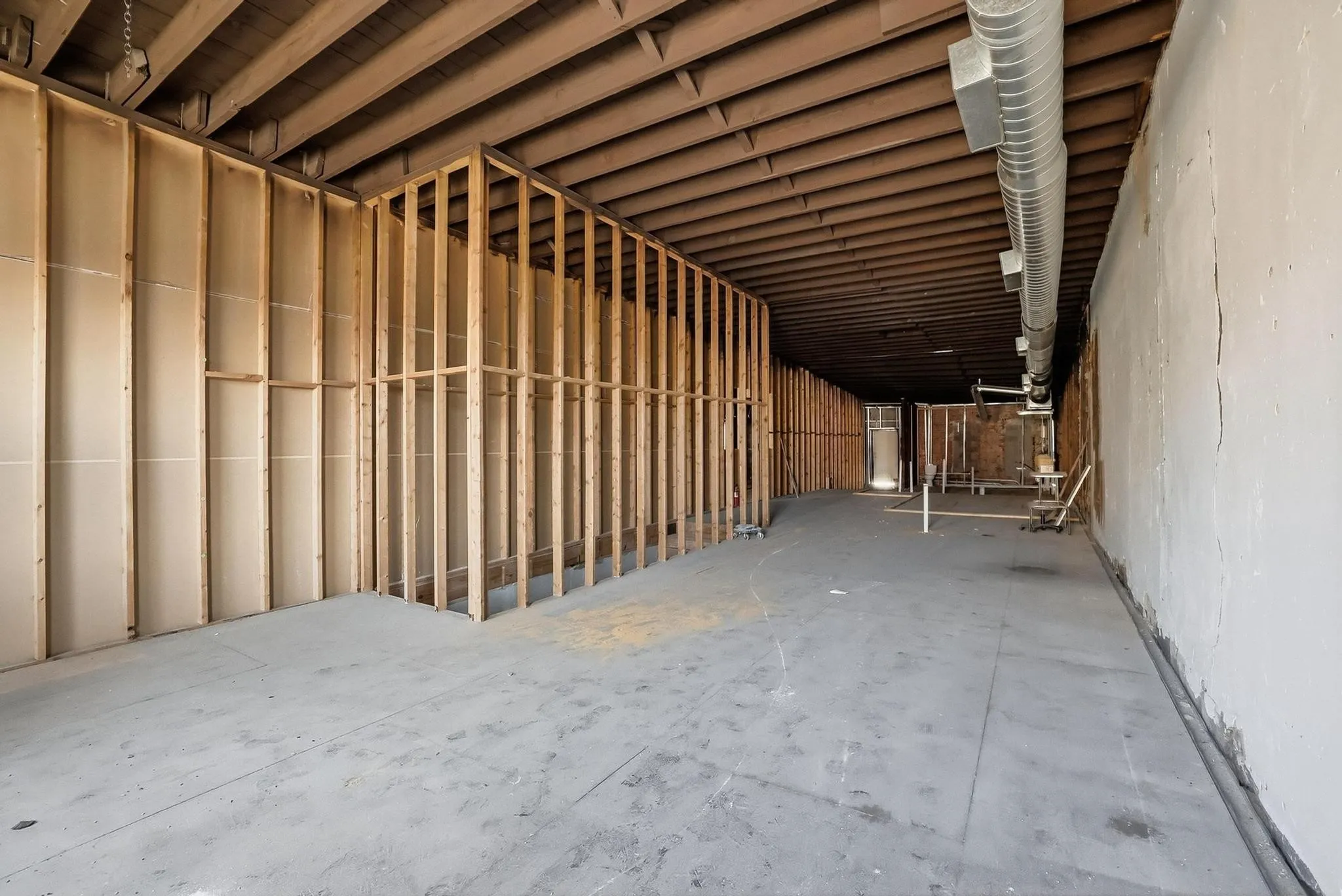Retail For Sale in Grayson County , 207 S Travis Street 207-20, Sherman, Texas 75090, 0, 0, Garage spaces, 0 Sqft, built in 1900, mls#21391565, Real Estate Agent in Sherman, Homes For Sale in Grayson county, Homes For Sale in Sherman, Realtor in Sherman Texas, Real Estate Brokerage Independent Realty Texas, Luminita Cordes Realtor