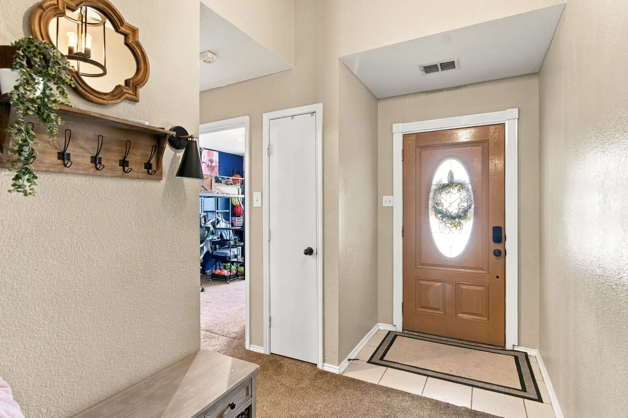 Single Family Residence For Sale in Johnson County , 849 Canyon Cove Drive, Burleson, Texas 76028, 4 Bedroom, 2 Bathroom, Garage spaces, 1,627 Sqft, built in 2001, mls#21391331, Real Estate Agent in Burleson, Homes For Sale in Johnson county, Homes For Sale in Burleson, Realtor in Burleson Texas, Real Estate Brokerage Independent Realty Texas, Luminita Cordes Realtor
