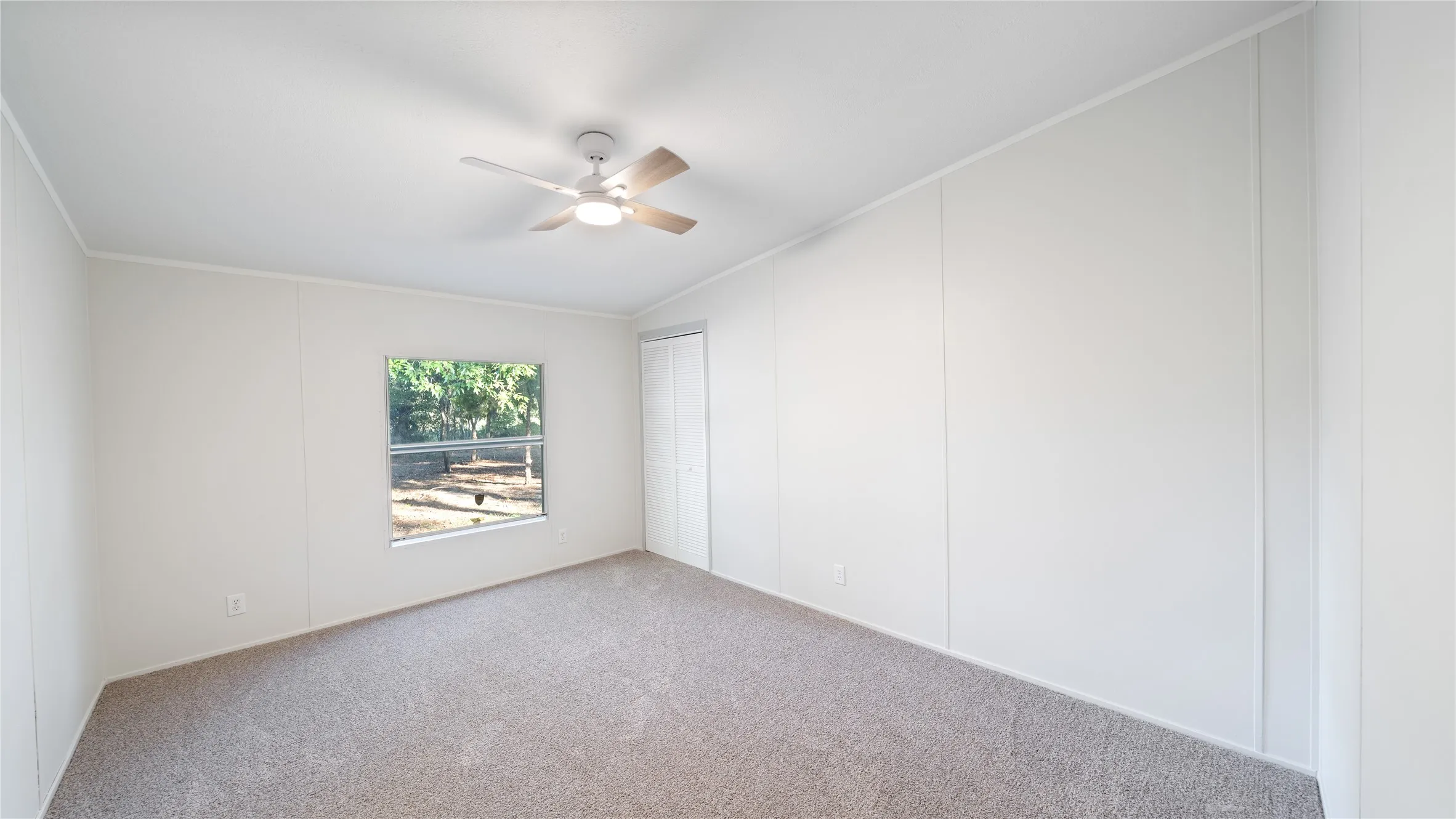 Mobile Home For Sale in Van Zandt County , 581 vz county road 4223, Athens, Texas 75752, 3 Bedroom, 2 Bathroom, Garage spaces, 2,016 Sqft, built in 1999, mls#21391361, Real Estate Agent in Athens, Homes For Sale in Van Zandt county, Homes For Sale in Athens, Realtor in Athens Texas, Real Estate Brokerage Independent Realty Texas, Luminita Cordes Realtor
