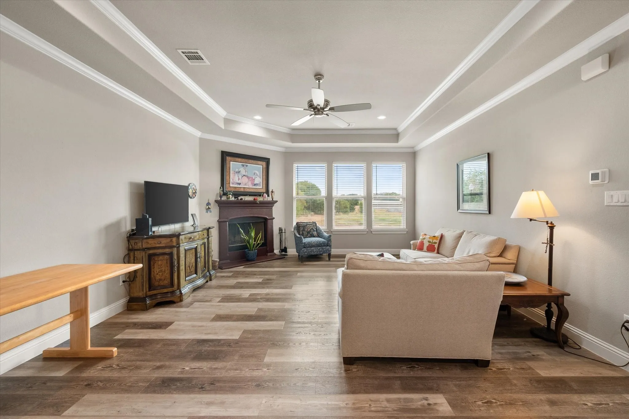 Single Family Residence For Sale in Ellis County , 1700 Prestwick Lane, Ennis, Texas 75119, 3 Bedroom, 2 Bathroom, 2 Garage spaces, 1,723 Sqft, built in 2022, mls#21391571, Real Estate Agent in Ennis, Homes For Sale in Ellis county, Homes For Sale in Ennis, Realtor in Ennis Texas, Real Estate Brokerage Independent Realty Texas, Luminita Cordes Realtor