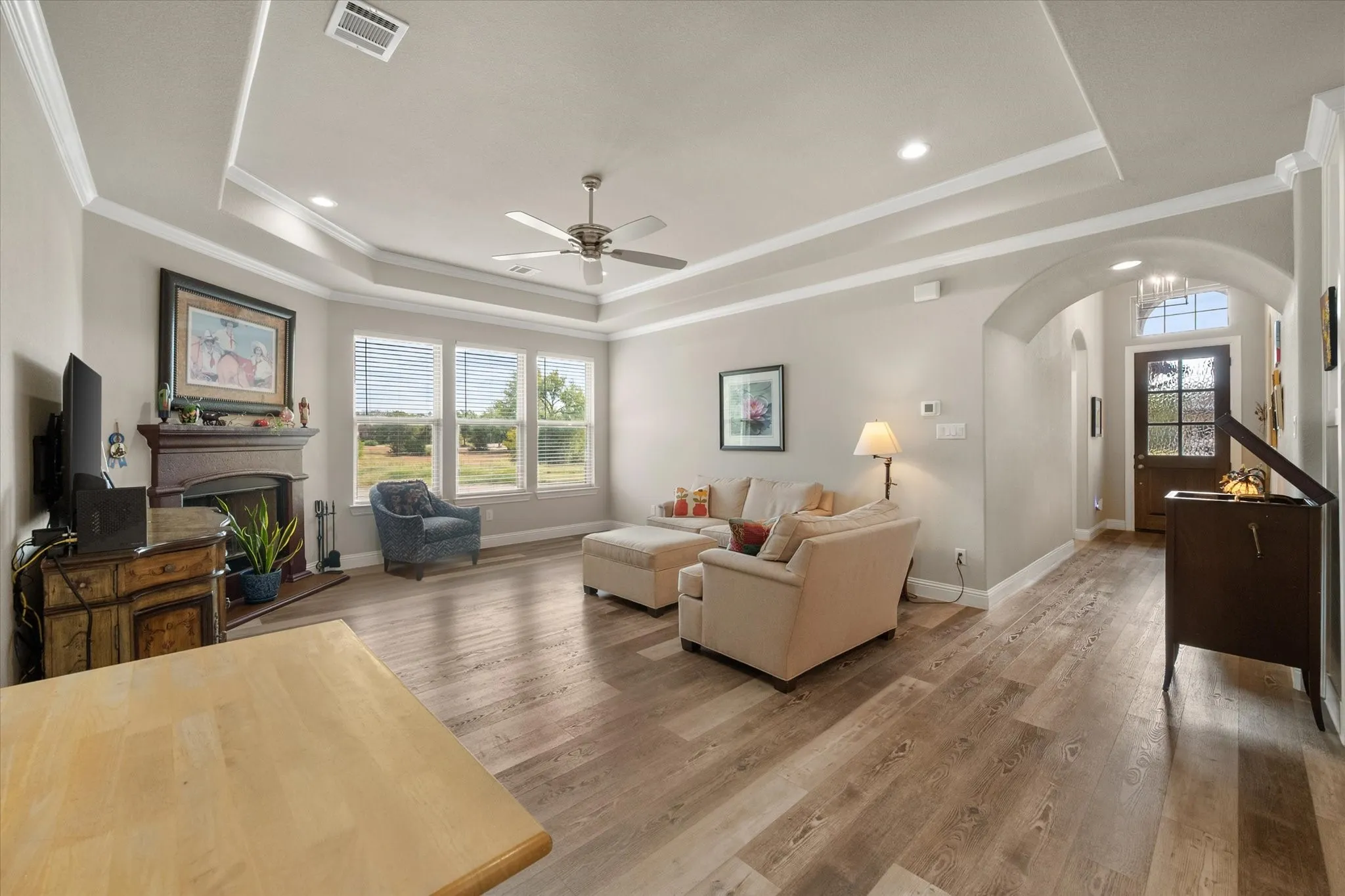 Single Family Residence For Sale in Ellis County , 1700 Prestwick Lane, Ennis, Texas 75119, 3 Bedroom, 2 Bathroom, 2 Garage spaces, 1,723 Sqft, built in 2022, mls#21391571, Real Estate Agent in Ennis, Homes For Sale in Ellis county, Homes For Sale in Ennis, Realtor in Ennis Texas, Real Estate Brokerage Independent Realty Texas, Luminita Cordes Realtor