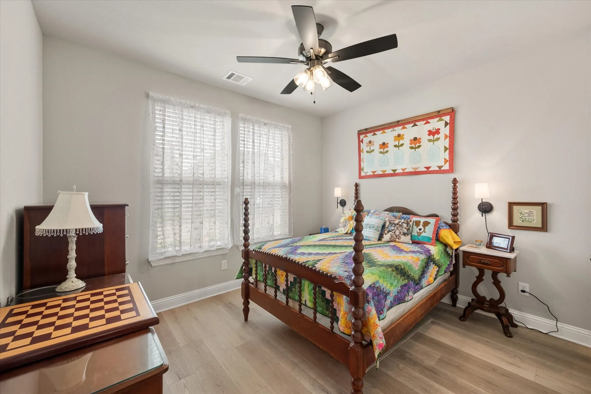 Single Family Residence For Sale in Ellis County , 1700 Prestwick Lane, Ennis, Texas 75119, 3 Bedroom, 2 Bathroom, 2 Garage spaces, 1,723 Sqft, built in 2022, mls#21391571, Real Estate Agent in Ennis, Homes For Sale in Ellis county, Homes For Sale in Ennis, Realtor in Ennis Texas, Real Estate Brokerage Independent Realty Texas, Luminita Cordes Realtor