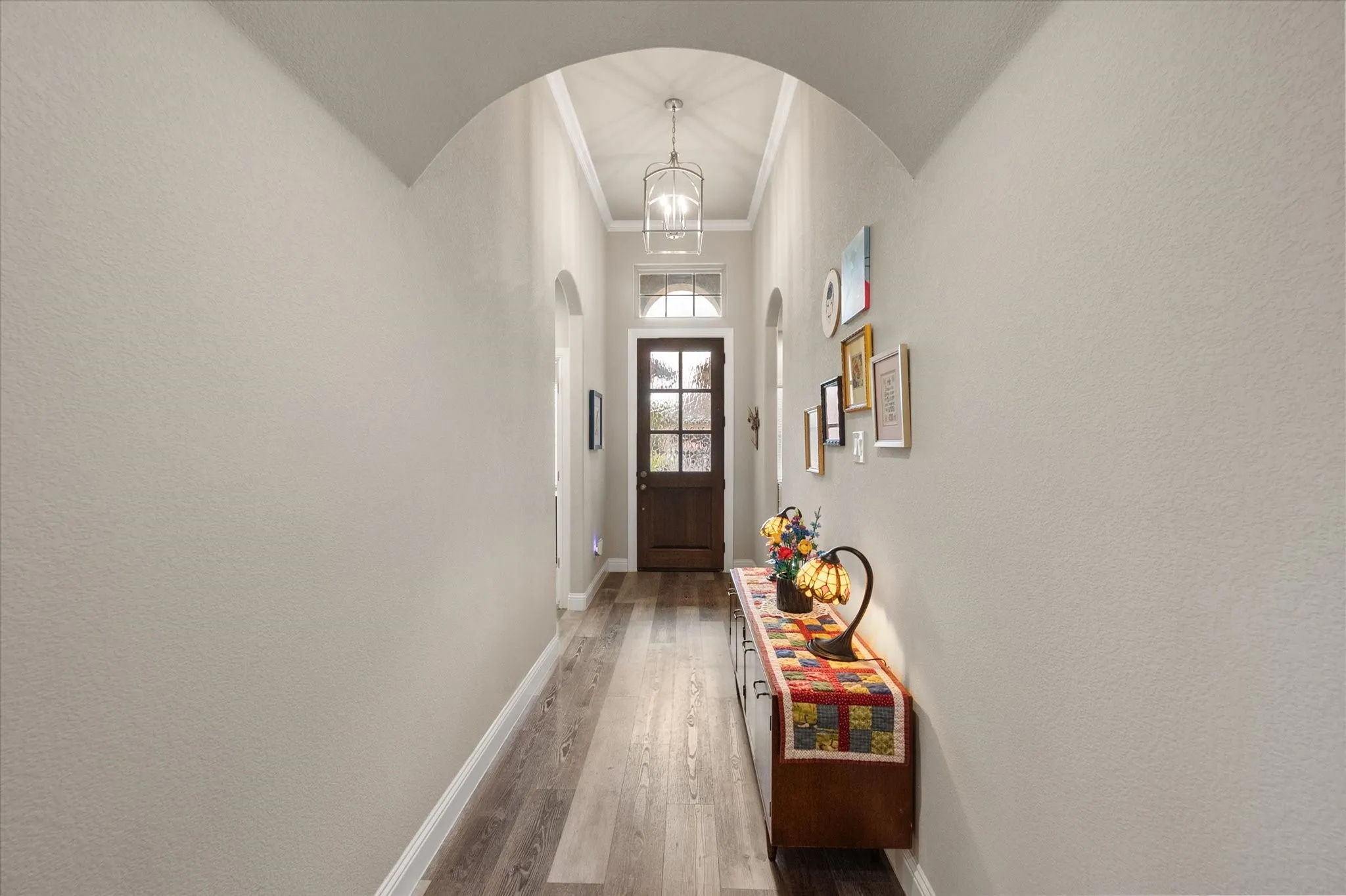 Single Family Residence For Sale in Ellis County , 1700 Prestwick Lane, Ennis, Texas 75119, 3 Bedroom, 2 Bathroom, 2 Garage spaces, 1,723 Sqft, built in 2022, mls#21391571, Real Estate Agent in Ennis, Homes For Sale in Ellis county, Homes For Sale in Ennis, Realtor in Ennis Texas, Real Estate Brokerage Independent Realty Texas, Luminita Cordes Realtor