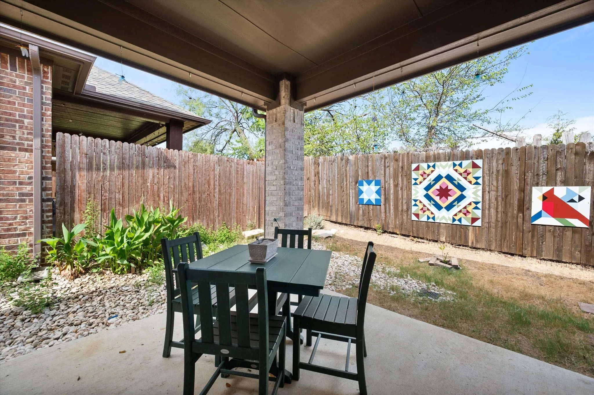 Single Family Residence For Sale in Ellis County , 1700 Prestwick Lane, Ennis, Texas 75119, 3 Bedroom, 2 Bathroom, 2 Garage spaces, 1,723 Sqft, built in 2022, mls#21391571, Real Estate Agent in Ennis, Homes For Sale in Ellis county, Homes For Sale in Ennis, Realtor in Ennis Texas, Real Estate Brokerage Independent Realty Texas, Luminita Cordes Realtor