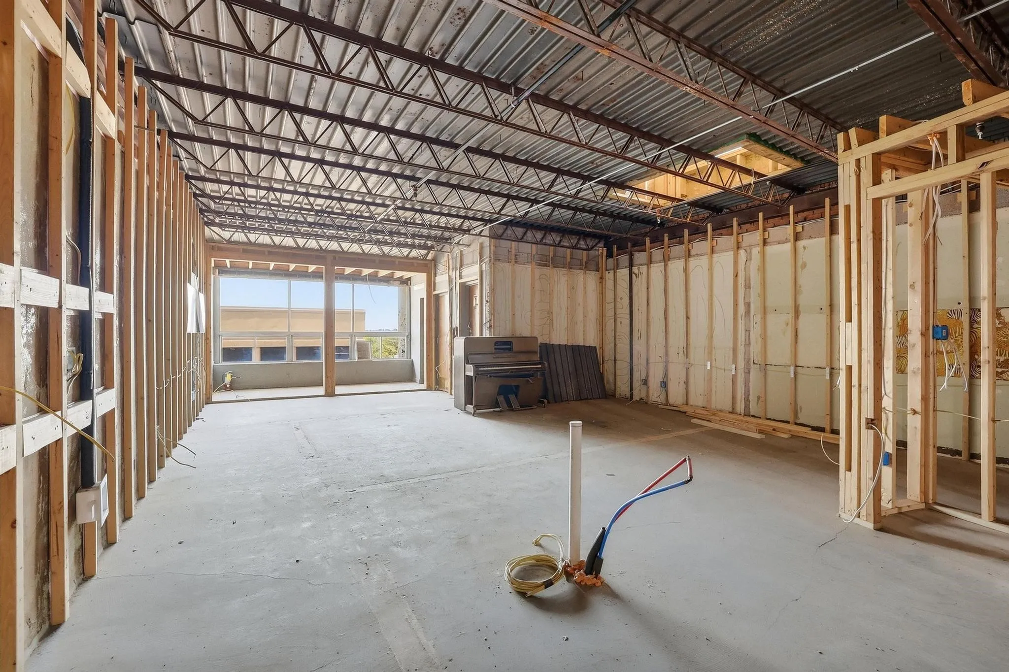 Retail For Sale in Grayson County , 213 N Travis Street, Sherman, Texas 75090, 0, 0, Garage spaces, 0 Sqft, built in 1953, mls#21391573, Real Estate Agent in Sherman, Homes For Sale in Grayson county, Homes For Sale in Sherman, Realtor in Sherman Texas, Real Estate Brokerage Independent Realty Texas, Luminita Cordes Realtor
