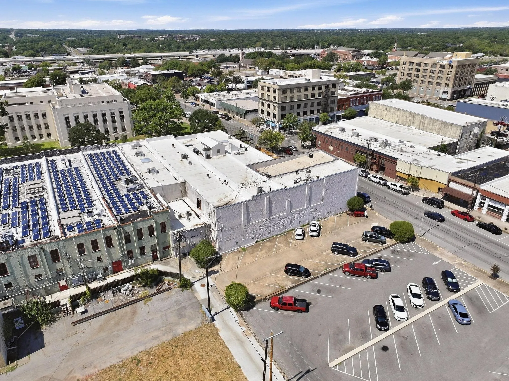 Retail For Sale in Grayson County , 211 S Travis Street, Sherman, Texas 75090, 0, 0, Garage spaces, 0 Sqft, built in 1920, mls#21391586, Real Estate Agent in Sherman, Homes For Sale in Grayson county, Homes For Sale in Sherman, Realtor in Sherman Texas, Real Estate Brokerage Independent Realty Texas, Luminita Cordes Realtor