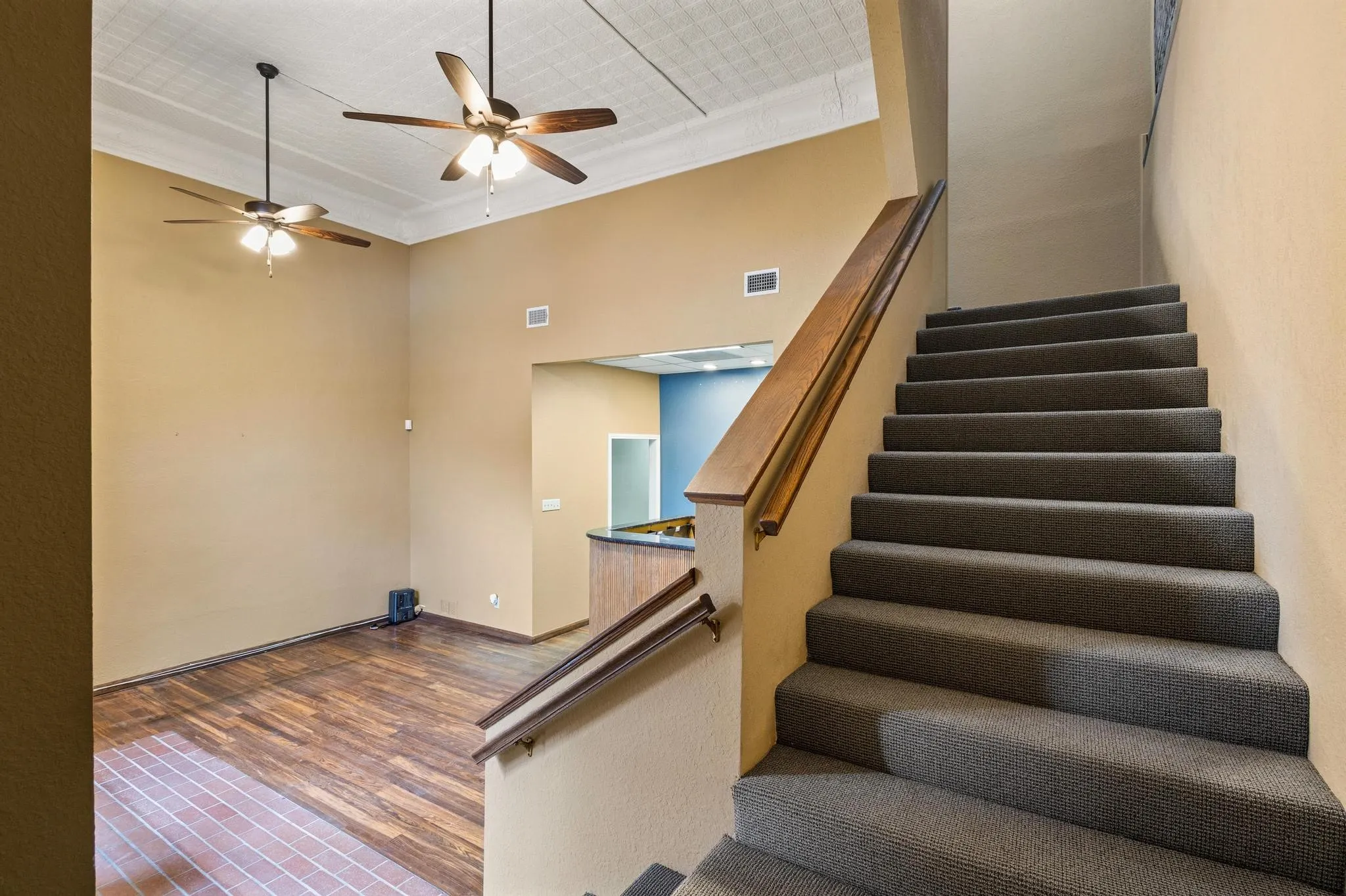 Retail For Sale in Grayson County , 211 S Travis Street, Sherman, Texas 75090, 0, 0, Garage spaces, 0 Sqft, built in 1920, mls#21391586, Real Estate Agent in Sherman, Homes For Sale in Grayson county, Homes For Sale in Sherman, Realtor in Sherman Texas, Real Estate Brokerage Independent Realty Texas, Luminita Cordes Realtor