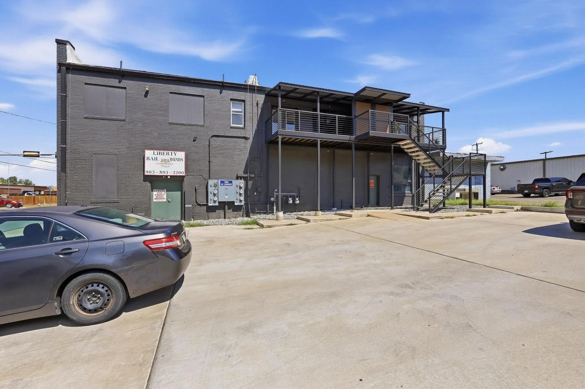 Retail For Sale in Grayson County , 330 W Lamar Street, Sherman, Texas 75090, 0, 0, Garage spaces, 0 Sqft, built in 1956, mls#21391599, Real Estate Agent in Sherman, Homes For Sale in Grayson county, Homes For Sale in Sherman, Realtor in Sherman Texas, Real Estate Brokerage Independent Realty Texas, Luminita Cordes Realtor