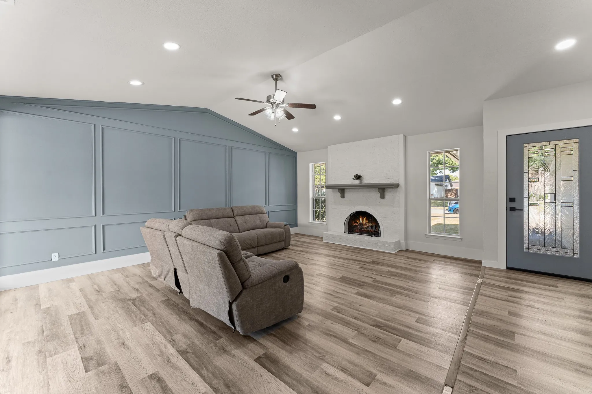 Single Family Residence For Sale in Dallas County , 1714 Baylor Drive S, Richardson, Texas 75081, 3 Bedroom, 2 Bathroom, 2 Garage spaces, 1,769 Sqft, built in 1974, mls#21391601, Real Estate Agent in Richardson, Homes For Sale in Dallas county, Homes For Sale in Richardson, Realtor in Richardson Texas, Real Estate Brokerage Independent Realty Texas, Luminita Cordes Realtor