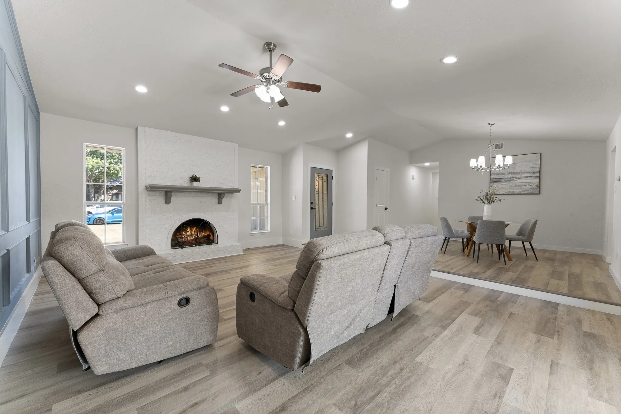 Single Family Residence For Sale in Dallas County , 1714 Baylor Drive S, Richardson, Texas 75081, 3 Bedroom, 2 Bathroom, 2 Garage spaces, 1,769 Sqft, built in 1974, mls#21391601, Real Estate Agent in Richardson, Homes For Sale in Dallas county, Homes For Sale in Richardson, Realtor in Richardson Texas, Real Estate Brokerage Independent Realty Texas, Luminita Cordes Realtor