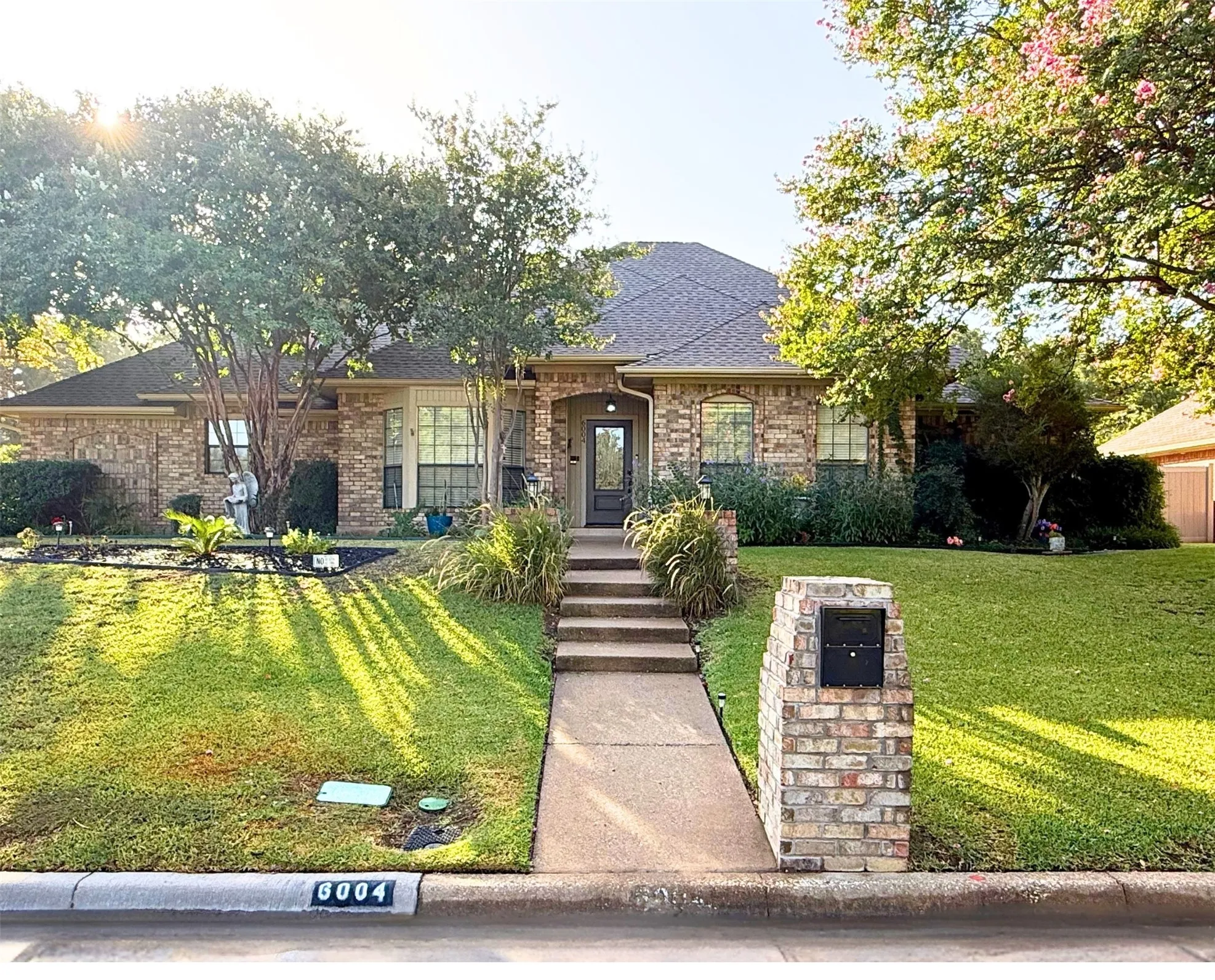 Single Family Residence For Sale