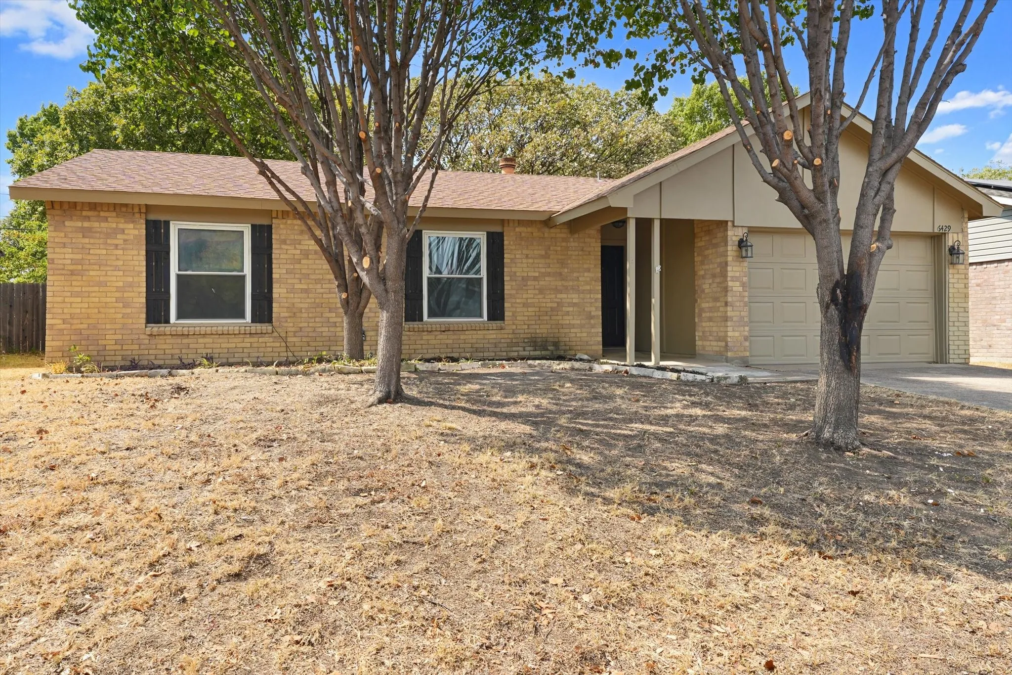 Single Family Residence For Sale in Tarrant County , 6429 Yarmouth Avenue, North Richland Hills, Texas 76182, 3 Bedroom, 2 Bathroom, 1 Garage spaces, 1,288 Sqft, built in 1977, mls#21391606, Real Estate Agent in North Richland Hills, Homes For Sale in Tarrant county, Homes For Sale in North Richland Hills, Realtor in North Richland Hills Texas, Real Estate Brokerage Independent Realty Texas, Luminita Cordes Realtor