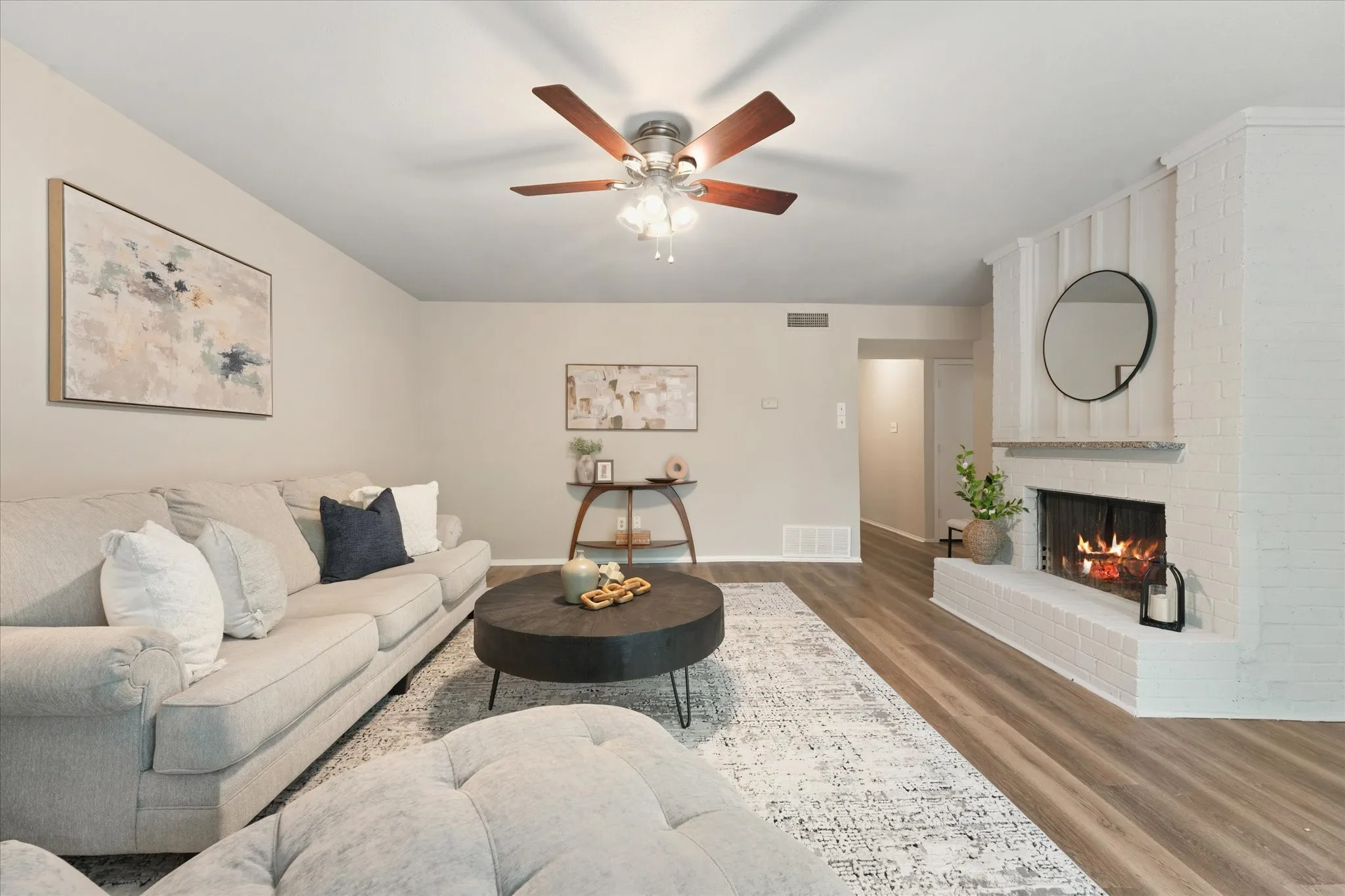 Single Family Residence For Sale in Tarrant County , 6429 Yarmouth Avenue, North Richland Hills, Texas 76182, 3 Bedroom, 2 Bathroom, 1 Garage spaces, 1,288 Sqft, built in 1977, mls#21391606, Real Estate Agent in North Richland Hills, Homes For Sale in Tarrant county, Homes For Sale in North Richland Hills, Realtor in North Richland Hills Texas, Real Estate Brokerage Independent Realty Texas, Luminita Cordes Realtor