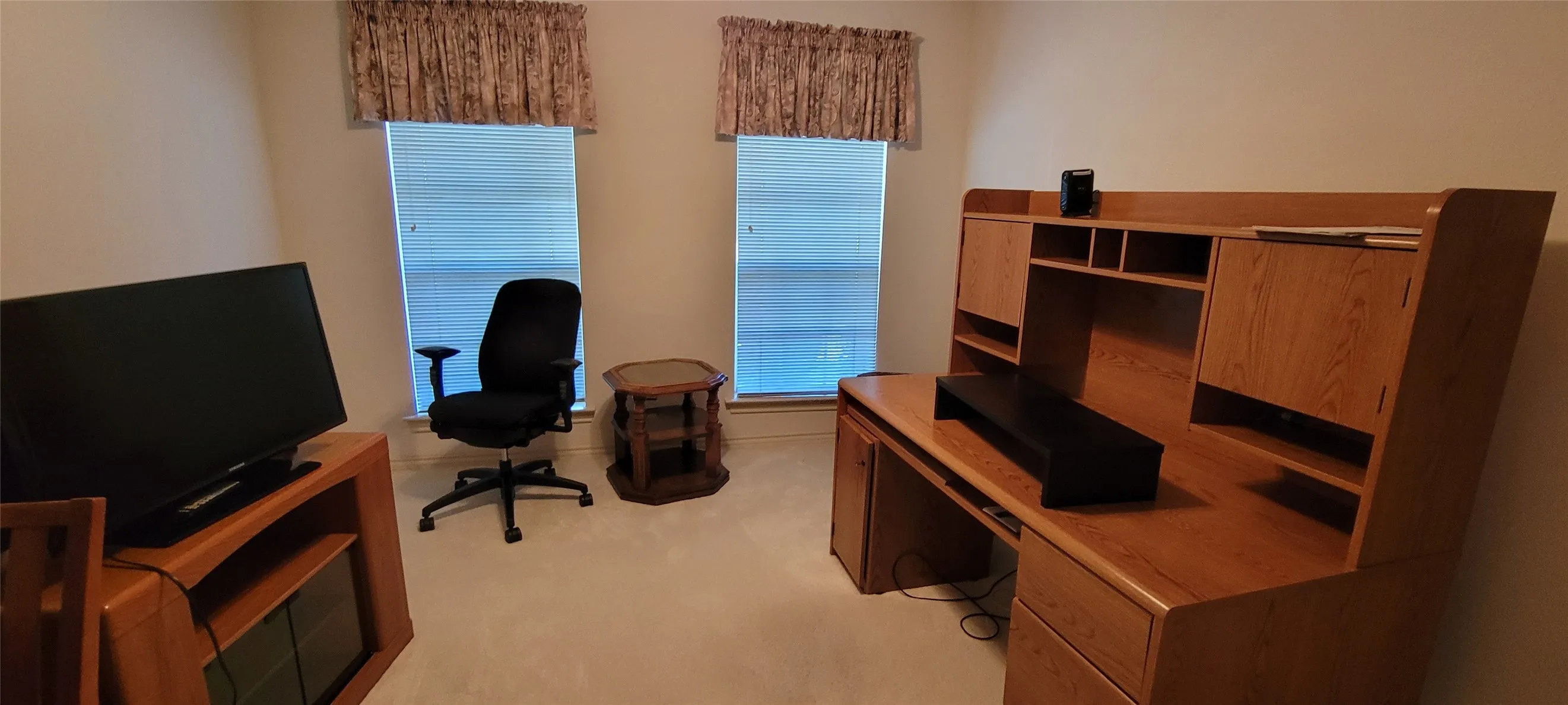 Single Family Residence For Sale in Dallas County , 1102 Morningstar Trail, Richardson, Texas 75081, 4 Bedroom, 3 Bathroom, 2 Garage spaces, 2,216 Sqft, built in 1978, mls#21383856, Real Estate Agent in Richardson, Homes For Sale in Dallas county, Homes For Sale in Richardson, Realtor in Richardson Texas, Real Estate Brokerage Independent Realty Texas, Luminita Cordes Realtor