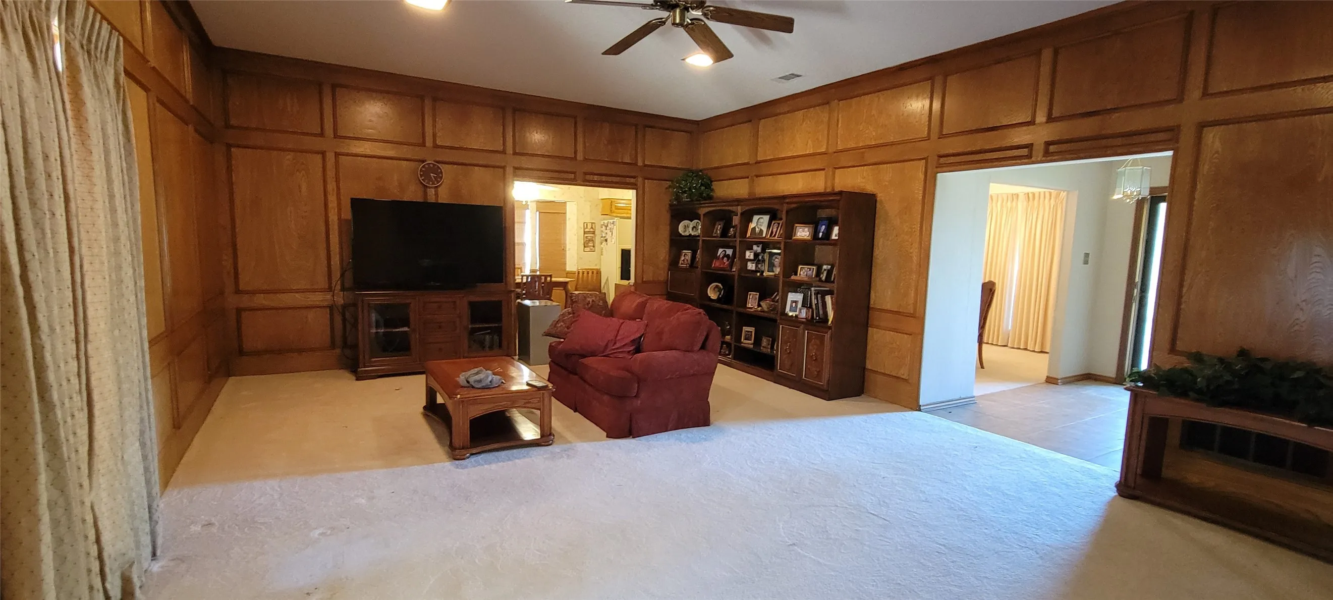 Single Family Residence For Sale in Dallas County , 1102 Morningstar Trail, Richardson, Texas 75081, 4 Bedroom, 3 Bathroom, 2 Garage spaces, 2,216 Sqft, built in 1978, mls#21383856, Real Estate Agent in Richardson, Homes For Sale in Dallas county, Homes For Sale in Richardson, Realtor in Richardson Texas, Real Estate Brokerage Independent Realty Texas, Luminita Cordes Realtor