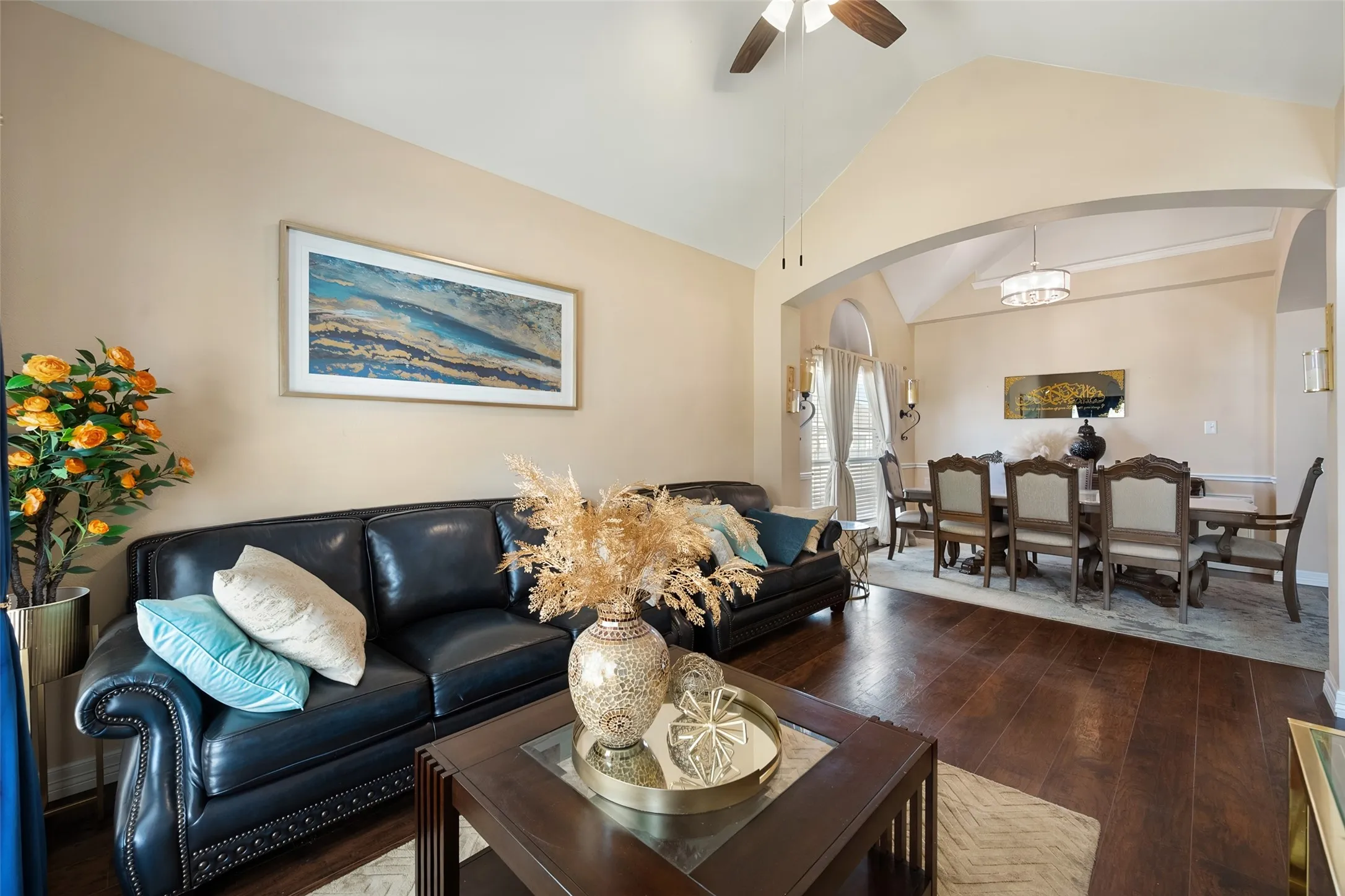 Second living area to the left of entry way