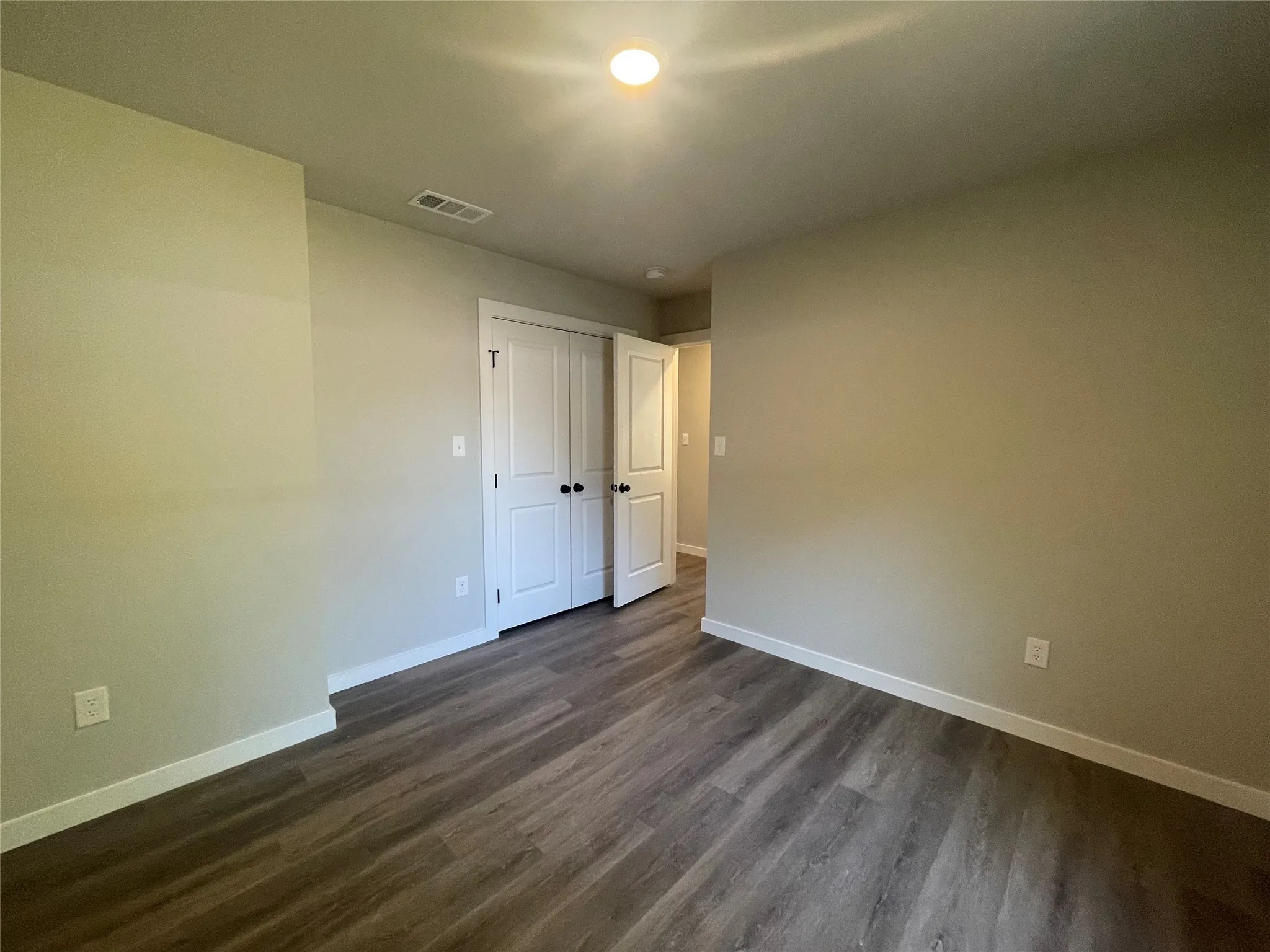 Single Family Residence For Sale in Hunt County , 9315 LYNDA Lane, Hawk Cove, Texas 75474, 3 Bedroom, 2 Bathroom, 1 Garage spaces, 1,200 Sqft, built in 2023, mls#21391636, Real Estate Agent in Hawk Cove, Homes For Sale in Hunt county, Homes For Sale in Hawk Cove, Realtor in Hawk Cove Texas, Real Estate Brokerage Independent Realty Texas, Luminita Cordes Realtor