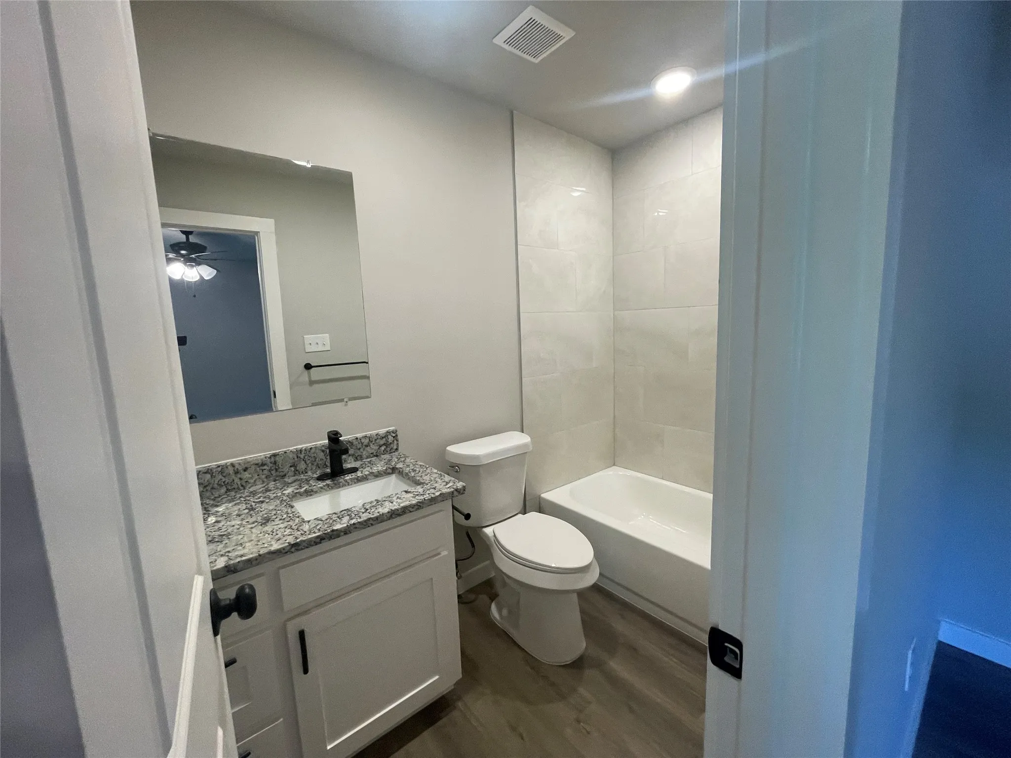 Single Family Residence For Sale in Hunt County , 9315 LYNDA Lane, Hawk Cove, Texas 75474, 3 Bedroom, 2 Bathroom, 1 Garage spaces, 1,200 Sqft, built in 2023, mls#21391636, Real Estate Agent in Hawk Cove, Homes For Sale in Hunt county, Homes For Sale in Hawk Cove, Realtor in Hawk Cove Texas, Real Estate Brokerage Independent Realty Texas, Luminita Cordes Realtor