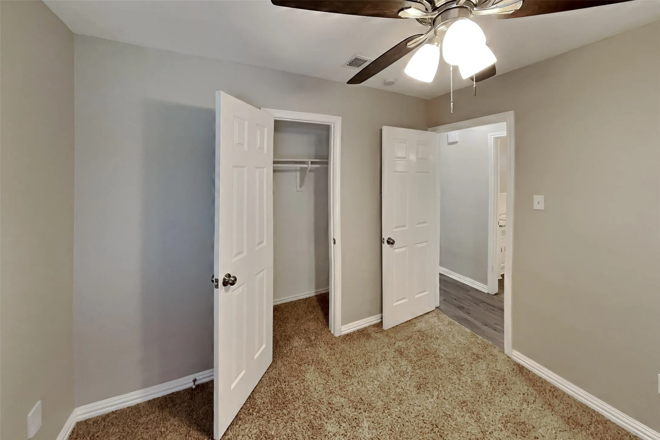 Single Family Residence For Rent in Tarrant County , 7732 Pear Tree Lane, Watauga, Texas 76148, 3 Bedroom, 2 Bathroom, 2 Garage spaces, 1,464 Sqft, built in 1988, mls#21391642, Real Estate Agent in Watauga, Homes For Rent in Tarrant county, Homes For Rent in Watauga, Realtor in Watauga Texas, Real Estate Brokerage Independent Realty Texas, Luminita Cordes Realtor