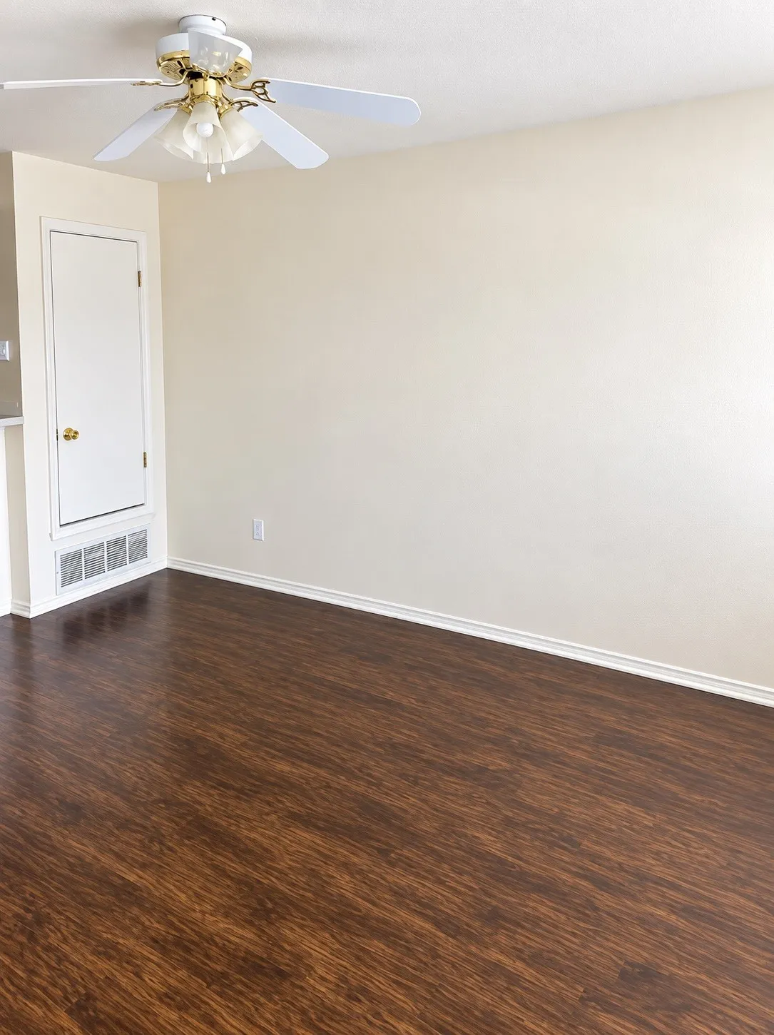 Quadruplex For Sale in Bell County , 4203 July Drive, Killeen, Texas 76549, 0, 0, Garage spaces, 0 Sqft, built in 2001, mls#21391644, Real Estate Agent in Killeen, Homes For Sale in Bell county, Homes For Sale in Killeen, Realtor in Killeen Texas, Real Estate Brokerage Independent Realty Texas, Luminita Cordes Realtor