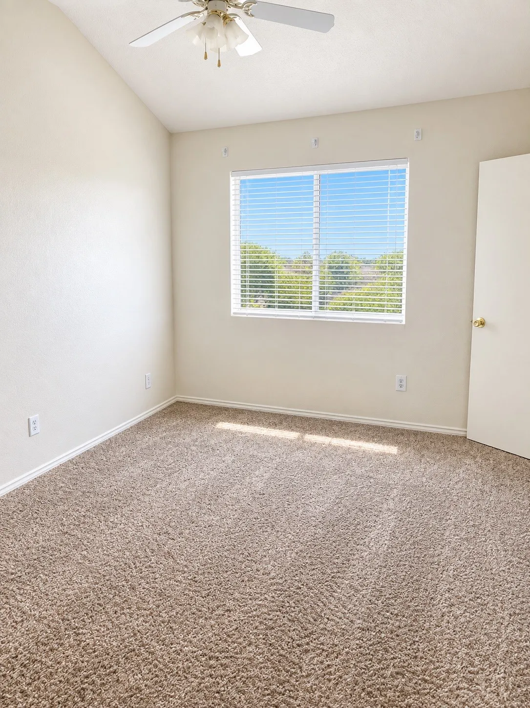 Quadruplex For Sale in Bell County , 4203 July Drive, Killeen, Texas 76549, 0, 0, Garage spaces, 0 Sqft, built in 2001, mls#21391644, Real Estate Agent in Killeen, Homes For Sale in Bell county, Homes For Sale in Killeen, Realtor in Killeen Texas, Real Estate Brokerage Independent Realty Texas, Luminita Cordes Realtor
