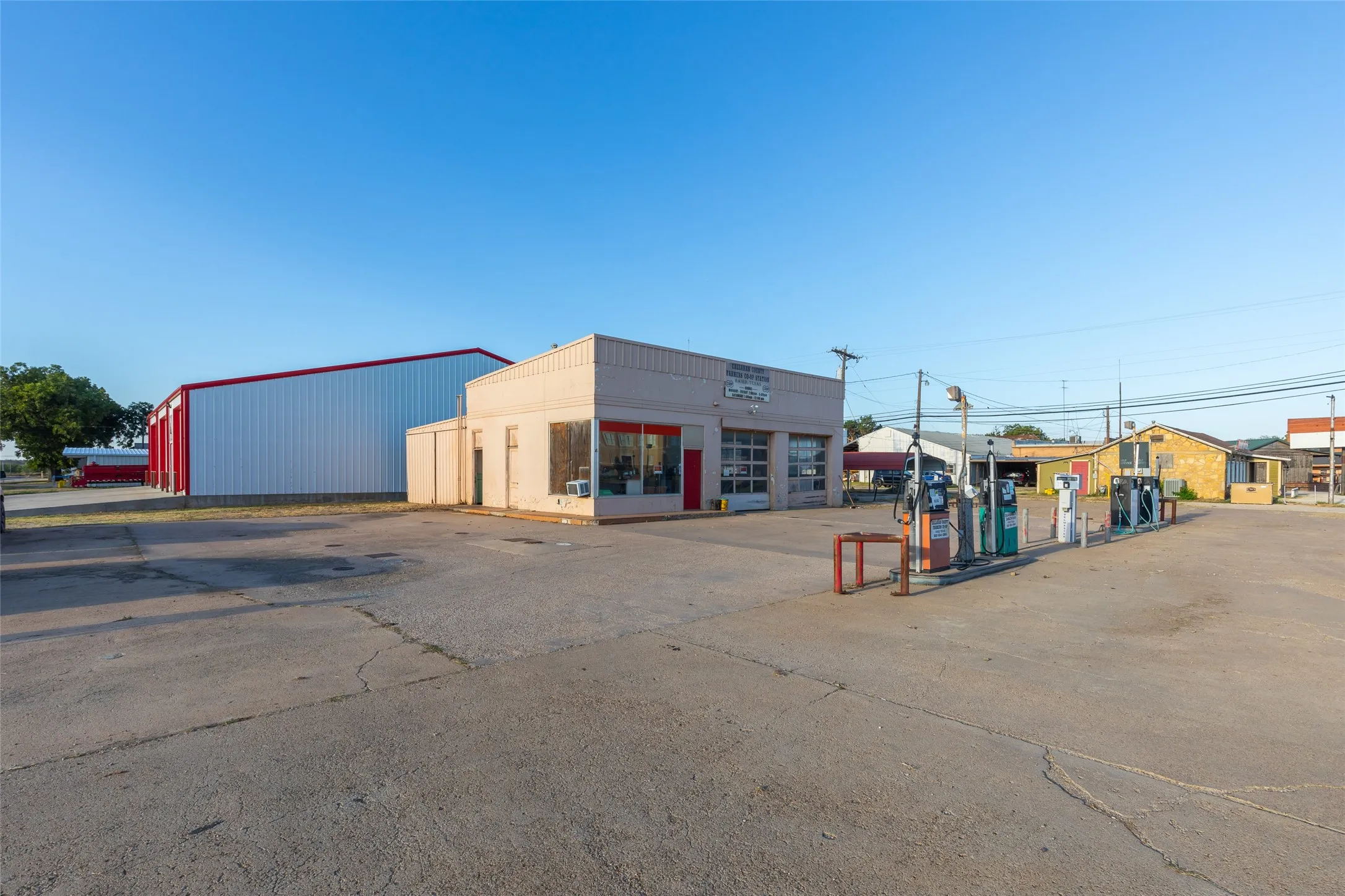 Retail For Sale in Callahan County , 131 E 4th Street, Baird, Texas 79504, 0, 0, Garage spaces, 0 Sqft, built in 1955, mls#21391443, Real Estate Agent in Baird, Homes For Sale in Callahan county, Homes For Sale in Baird, Realtor in Baird Texas, Real Estate Brokerage Independent Realty Texas, Luminita Cordes Realtor