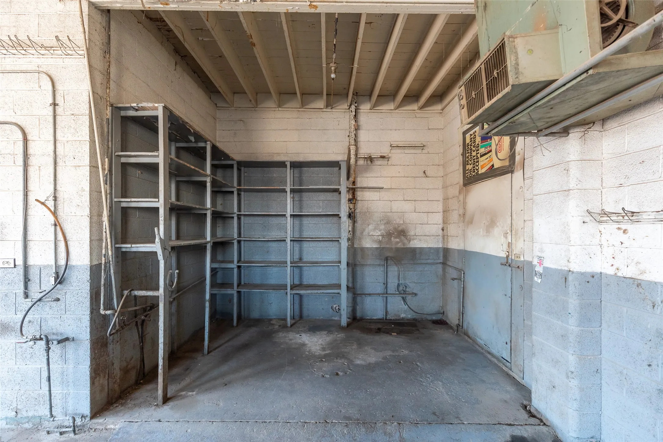 Retail For Sale in Callahan County , 131 E 4th Street, Baird, Texas 79504, 0, 0, Garage spaces, 0 Sqft, built in 1955, mls#21391443, Real Estate Agent in Baird, Homes For Sale in Callahan county, Homes For Sale in Baird, Realtor in Baird Texas, Real Estate Brokerage Independent Realty Texas, Luminita Cordes Realtor