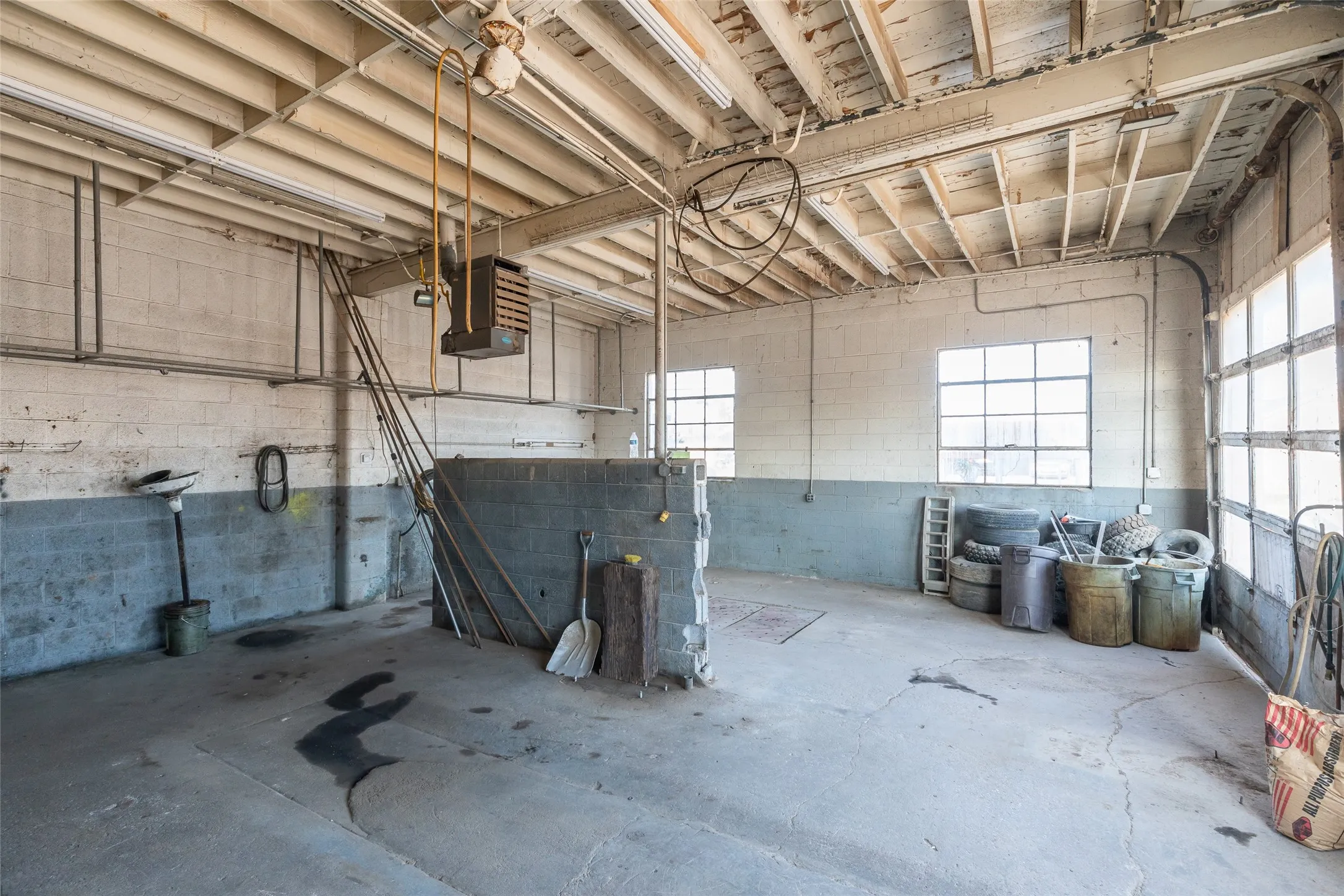 Retail For Sale in Callahan County , 131 E 4th Street, Baird, Texas 79504, 0, 0, Garage spaces, 0 Sqft, built in 1955, mls#21391443, Real Estate Agent in Baird, Homes For Sale in Callahan county, Homes For Sale in Baird, Realtor in Baird Texas, Real Estate Brokerage Independent Realty Texas, Luminita Cordes Realtor