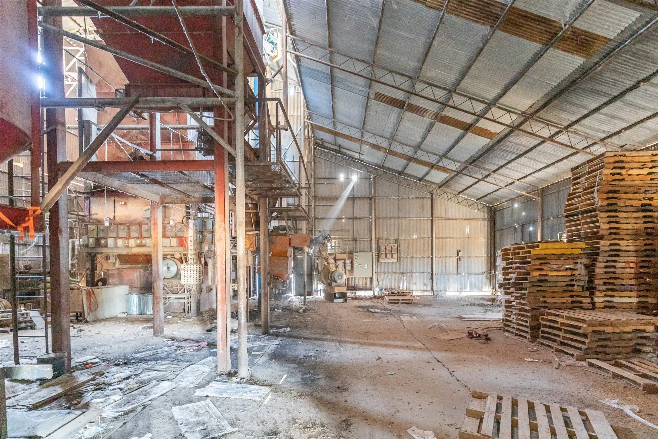 Industrial For Sale in Callahan County , 200 E 1st Street, Baird, Texas 79504, 0, 0, Garage spaces, 0 Sqft, built in 1950, mls#21391422, Real Estate Agent in Baird, Homes For Sale in Callahan county, Homes For Sale in Baird, Realtor in Baird Texas, Real Estate Brokerage Independent Realty Texas, Luminita Cordes Realtor