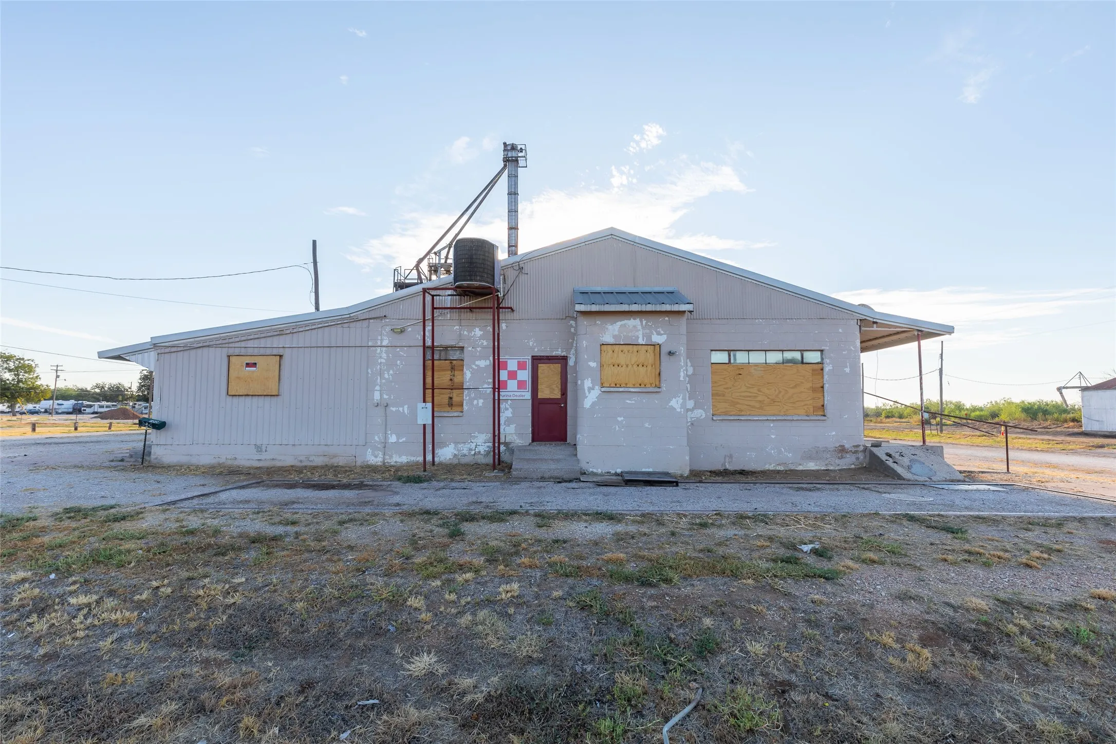 Industrial For Sale in Callahan County , 200 E 1st Street, Baird, Texas 79504, 0, 0, Garage spaces, 0 Sqft, built in 1950, mls#21391422, Real Estate Agent in Baird, Homes For Sale in Callahan county, Homes For Sale in Baird, Realtor in Baird Texas, Real Estate Brokerage Independent Realty Texas, Luminita Cordes Realtor