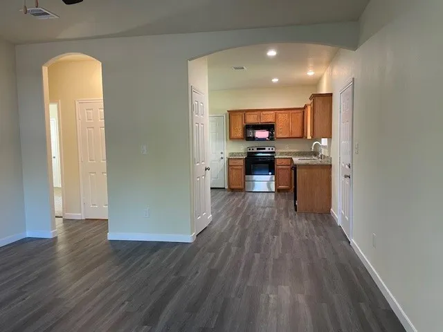 Single Family Residence For Sale in Hunt County , 1915 MORSE Street, Greenville, Texas 75401, 3 Bedroom, 2 Bathroom, 1 Garage spaces, 1,200 Sqft, built in 2023, mls#21391647, Real Estate Agent in Greenville, Homes For Sale in Hunt county, Homes For Sale in Greenville, Realtor in Greenville Texas, Real Estate Brokerage Independent Realty Texas, Luminita Cordes Realtor