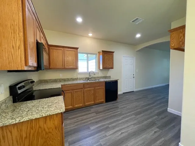 Single Family Residence For Sale in Hunt County , 1915 MORSE Street, Greenville, Texas 75401, 3 Bedroom, 2 Bathroom, 1 Garage spaces, 1,200 Sqft, built in 2023, mls#21391647, Real Estate Agent in Greenville, Homes For Sale in Hunt county, Homes For Sale in Greenville, Realtor in Greenville Texas, Real Estate Brokerage Independent Realty Texas, Luminita Cordes Realtor