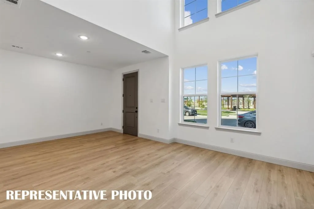 Townhouse For Rent in Collin County , 1028 Bristleleaf Way, Allen, Texas 75013, 2 Bedroom, 3 Bathroom, 2 Garage spaces, 1,586 Sqft, built in 2025, mls#21389548, Real Estate Agent in Allen, Homes For Rent in Collin county, Homes For Rent in Allen, Realtor in Allen Texas, Real Estate Brokerage Independent Realty Texas, Luminita Cordes Realtor
