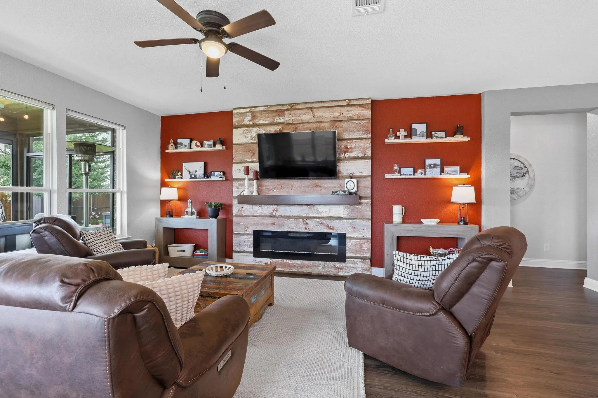 Single Family Residence For Sale in Denton County , 2601 Wesley Avenue, Aubrey, Texas 76227, 4 Bedroom, 3 Bathroom, 2 Garage spaces, 2,982 Sqft, built in 2020, mls#21391587, Real Estate Agent in Aubrey, Homes For Sale in Denton county, Homes For Sale in Aubrey, Realtor in Aubrey Texas, Real Estate Brokerage Independent Realty Texas, Luminita Cordes Realtor
