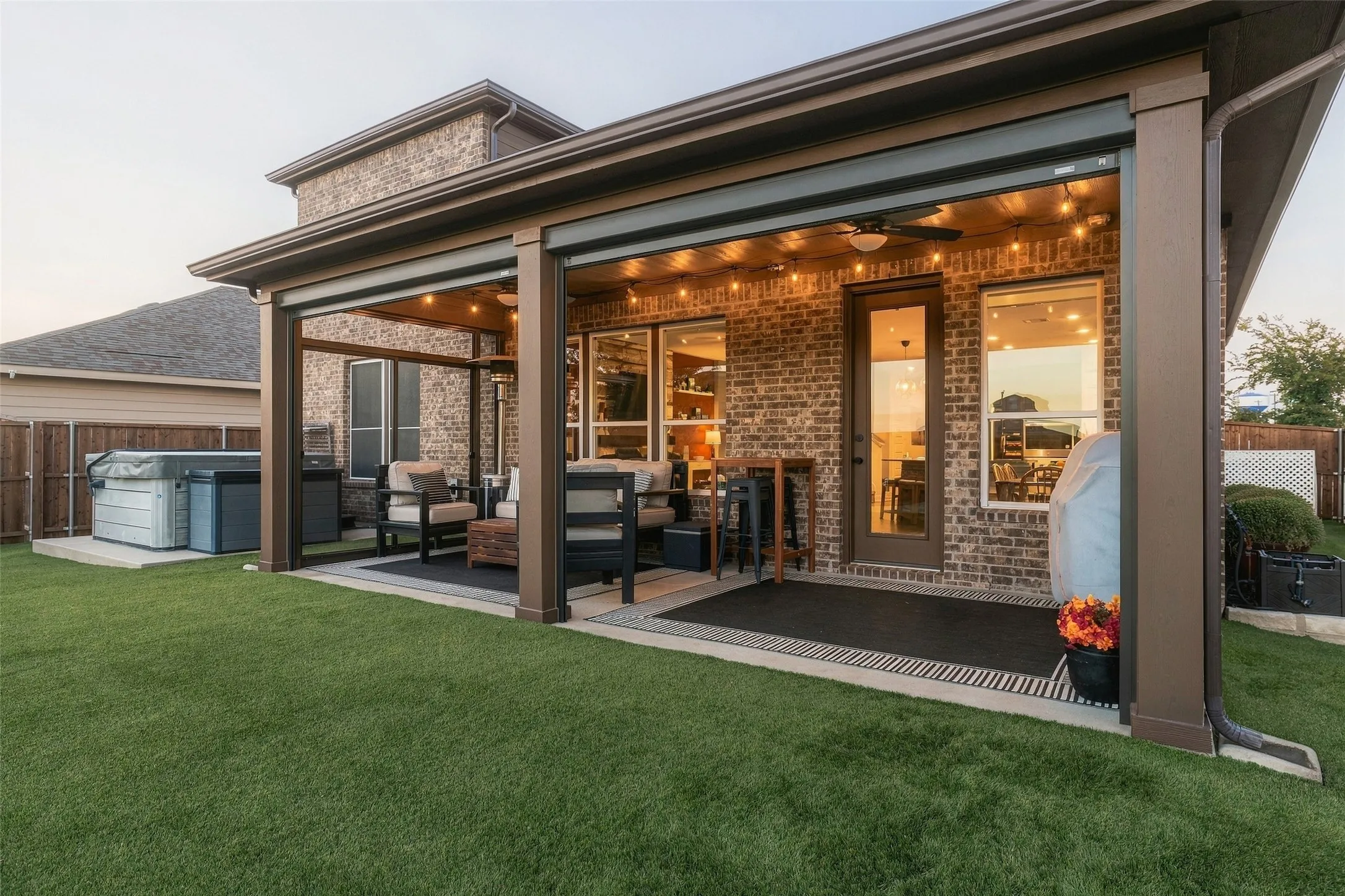 Single Family Residence For Sale in Denton County , 2601 Wesley Avenue, Aubrey, Texas 76227, 4 Bedroom, 3 Bathroom, 2 Garage spaces, 2,982 Sqft, built in 2020, mls#21391587, Real Estate Agent in Aubrey, Homes For Sale in Denton county, Homes For Sale in Aubrey, Realtor in Aubrey Texas, Real Estate Brokerage Independent Realty Texas, Luminita Cordes Realtor