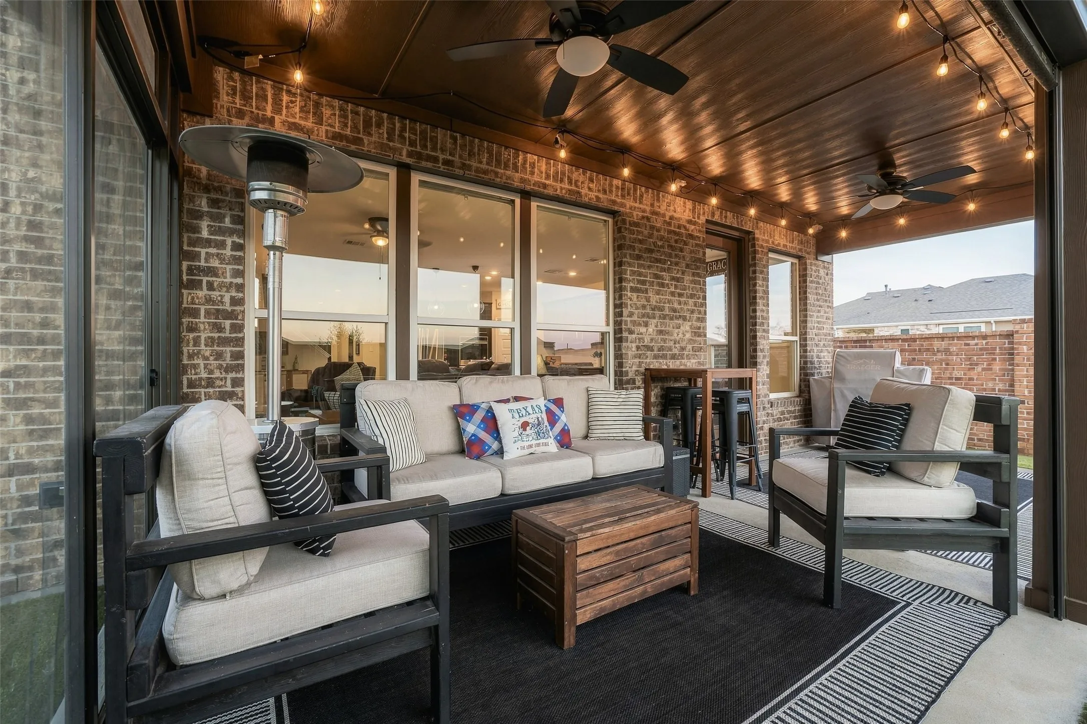 Single Family Residence For Sale in Denton County , 2601 Wesley Avenue, Aubrey, Texas 76227, 4 Bedroom, 3 Bathroom, 2 Garage spaces, 2,982 Sqft, built in 2020, mls#21391587, Real Estate Agent in Aubrey, Homes For Sale in Denton county, Homes For Sale in Aubrey, Realtor in Aubrey Texas, Real Estate Brokerage Independent Realty Texas, Luminita Cordes Realtor